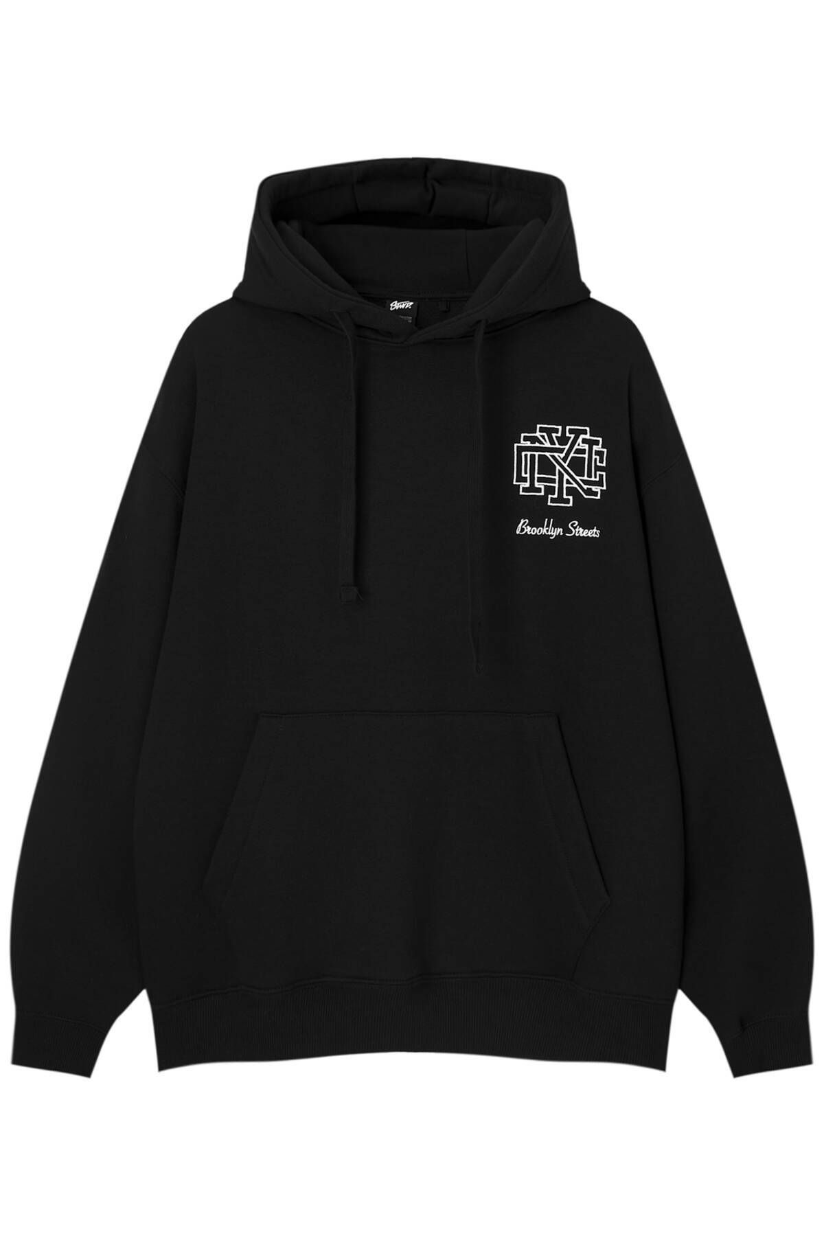 Pull & Bear New York işlemeli siyah kapüşonlu sweatshirt