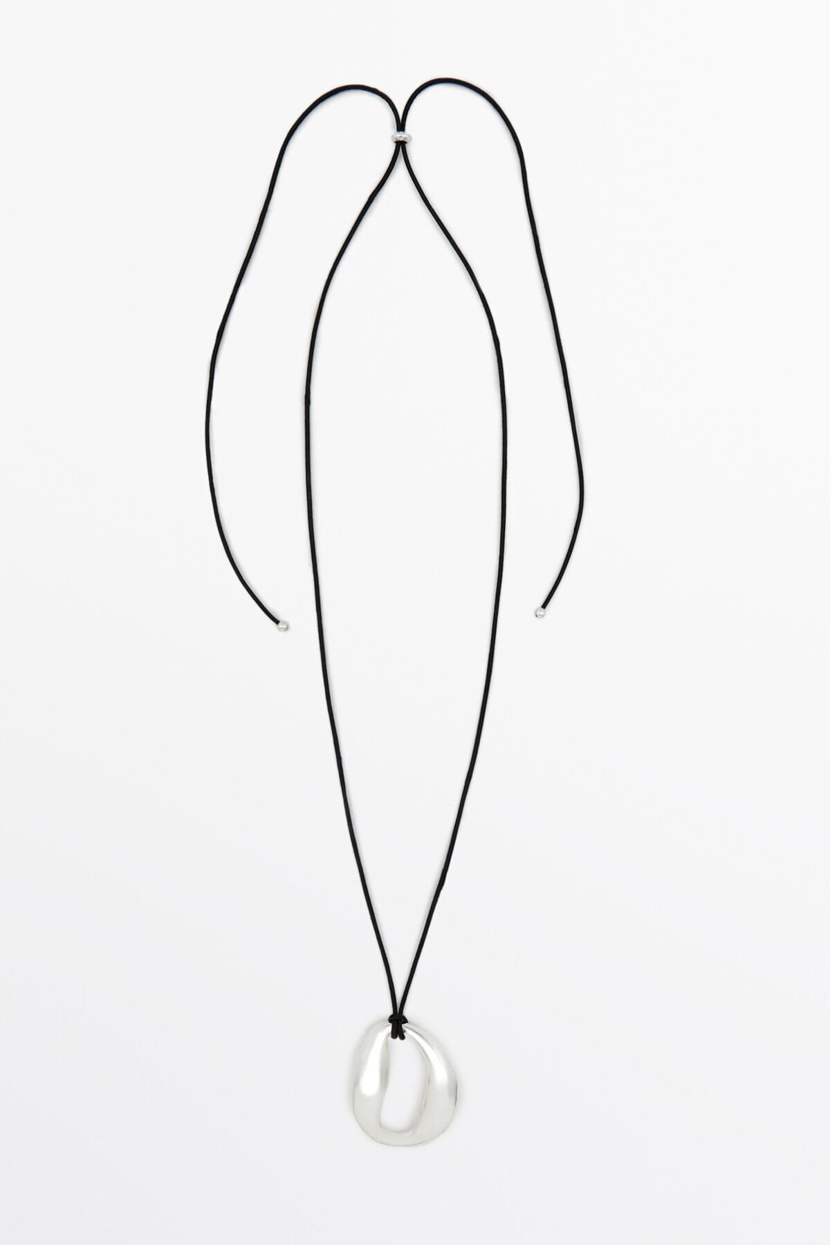 Massimo Dutti Detaylı parçalı deri kordon kolye