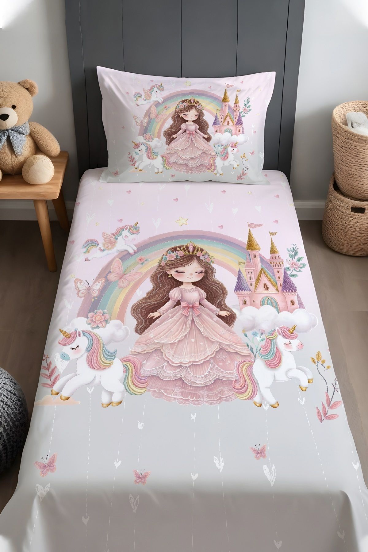 Evpanya Pembe Gri Unicornlu Prenses Desenli Yatak Örtüsü ve Yastık Kılıfı