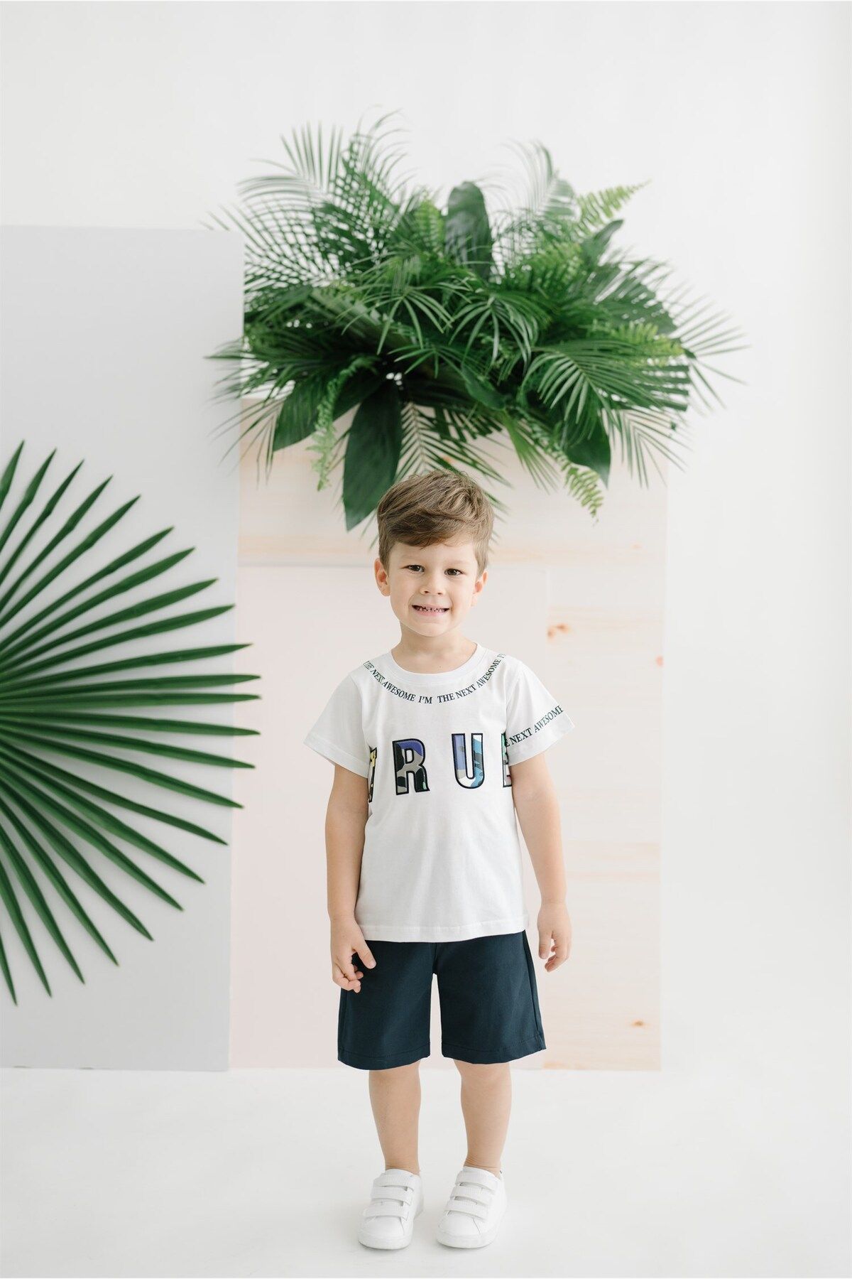 Panolino Erkek Çocuk Yazlık Pamuk&cotton Beyaz Renk T-shirt Lacivert Renk Şortlu Alt Üst 2'li Takım 15810