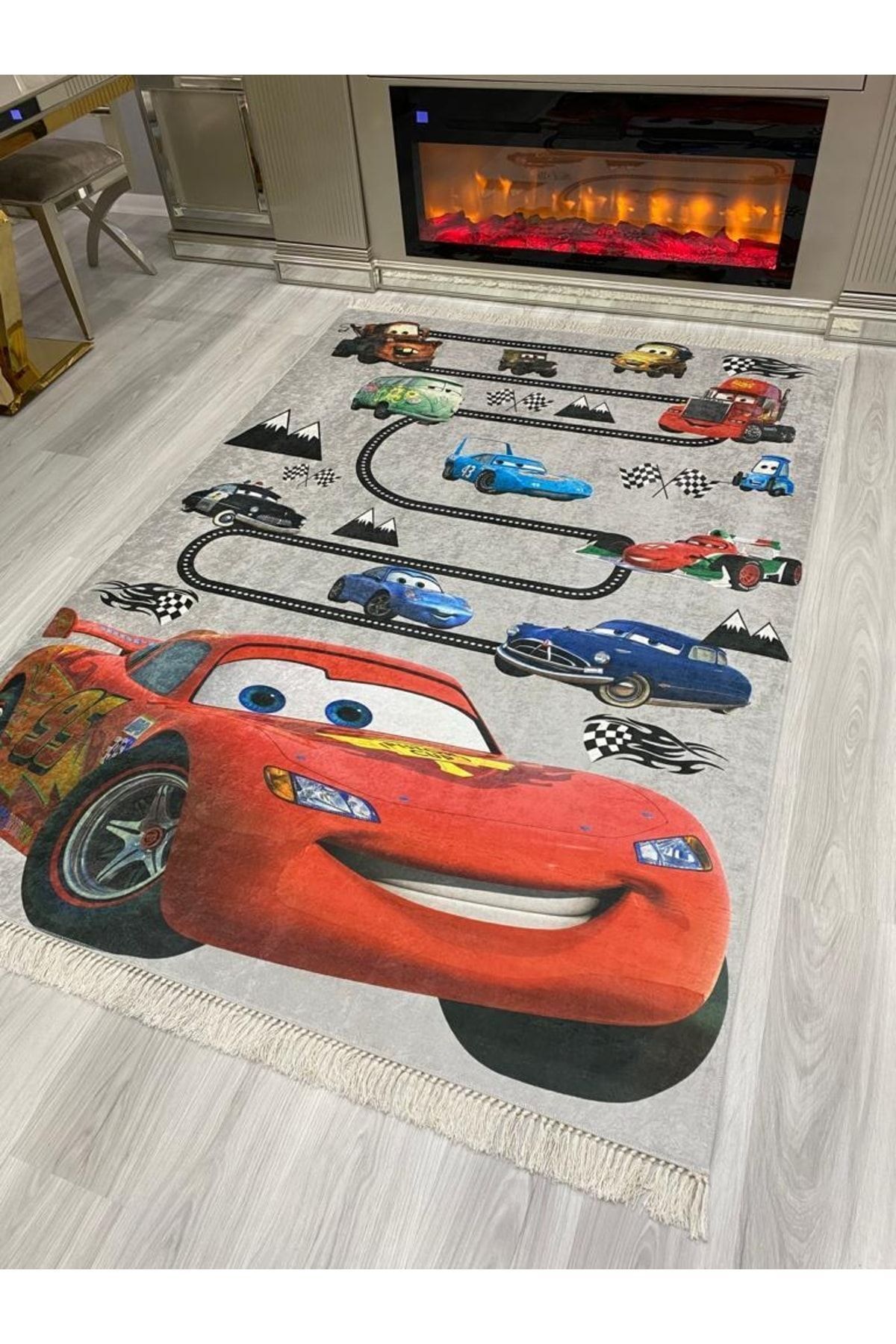 ALLGELSİN Dijital Baskı Yıkanabilir Kaymaz Taban Çocuk Odası Halısı Mcqueen 160x230cm 4m2