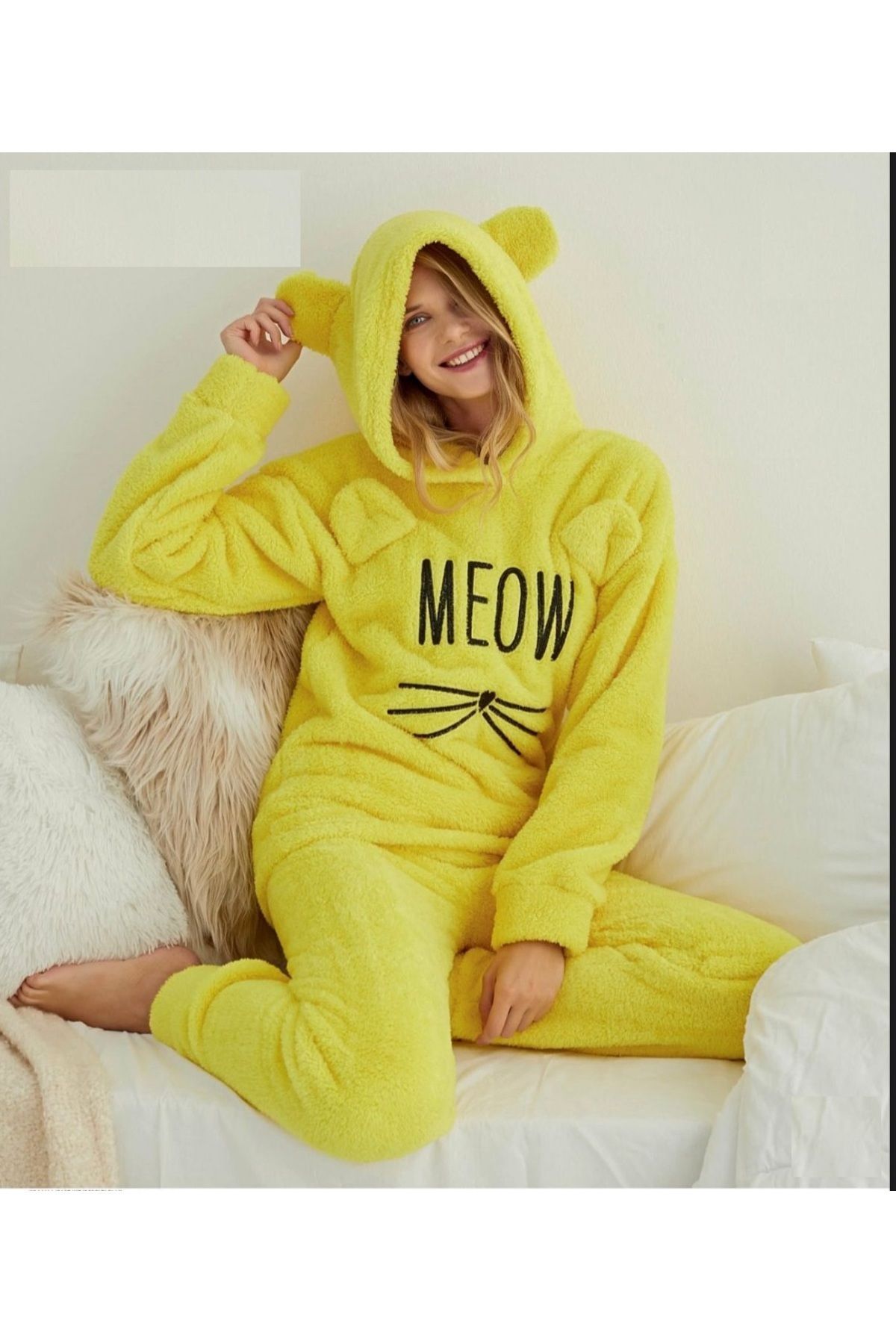 Pijamoni PİJAMONİ KAPÜŞONLU KULAKLI POLAR PİJAMA TAKIMI-MEOW