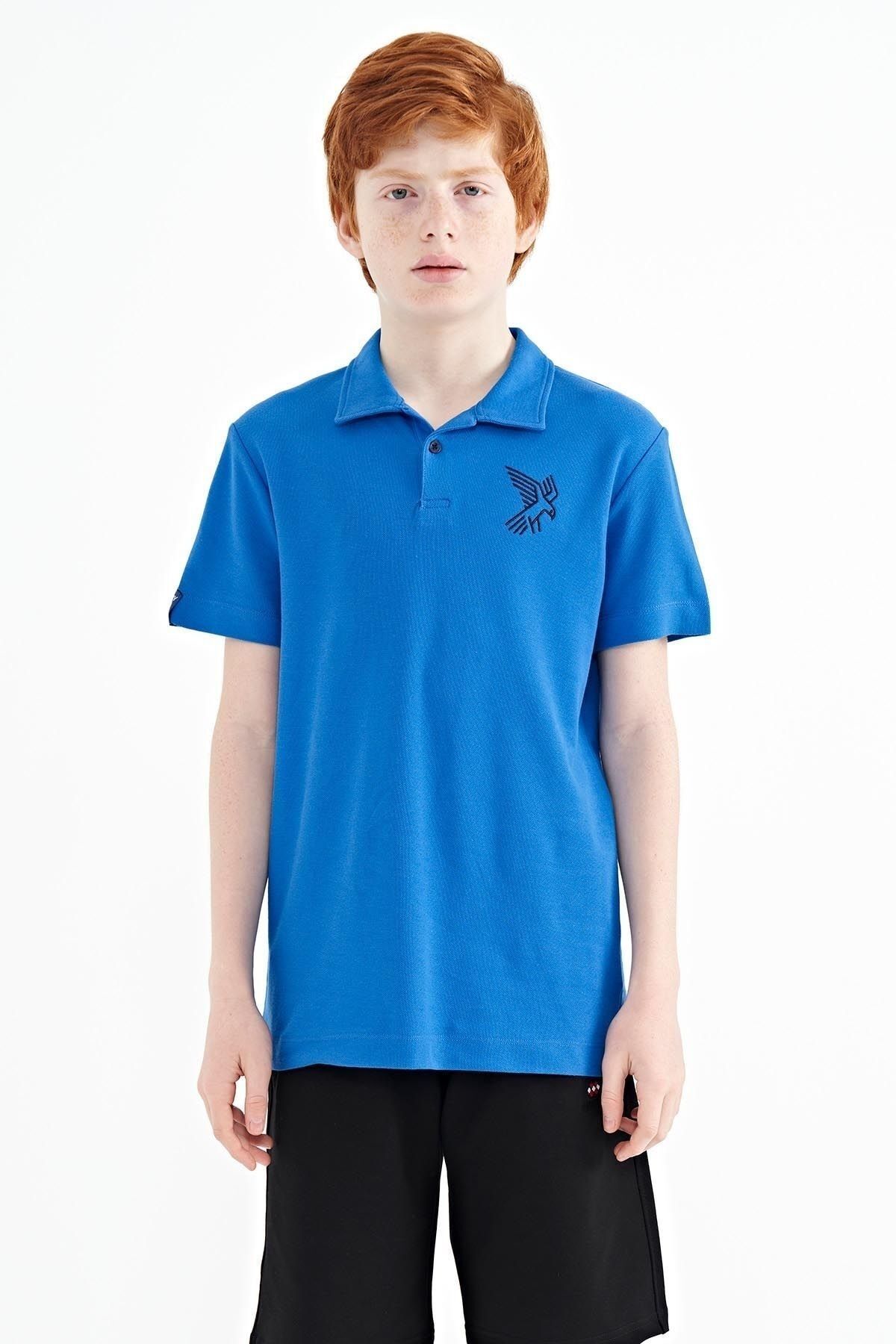 TOMMY LIFE Saks Minimal Nakış Detaylı Standart Kalıp Polo Yaka Erkek Çocuk T-shirt - 11084