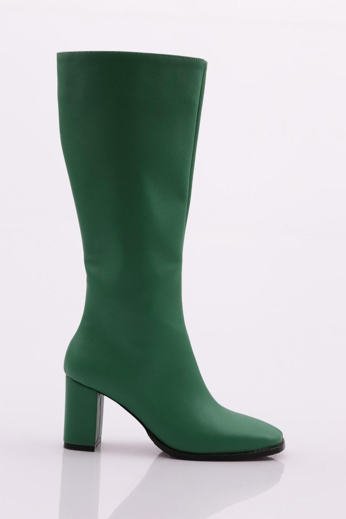 Dgn K910-22k Kadın Küt Burun Topuklu Çizme Yeşil