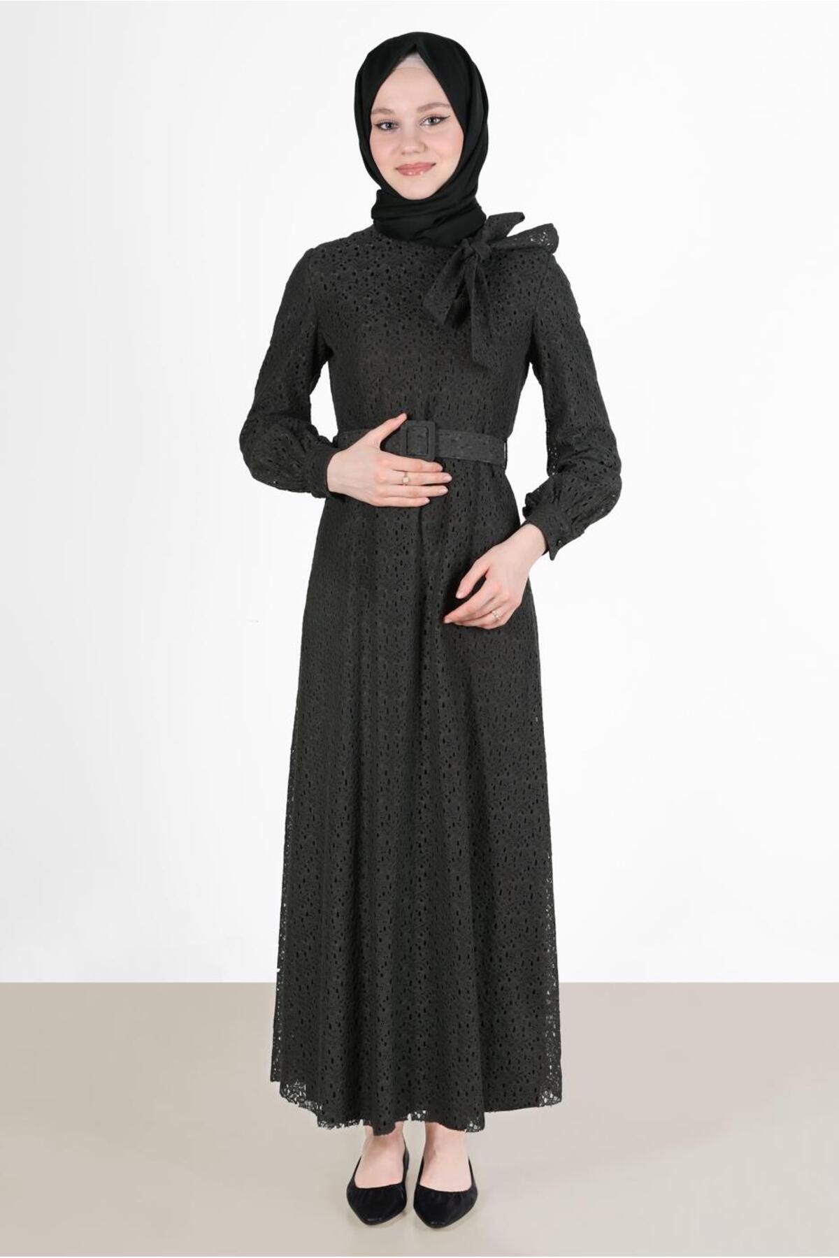 Alvina Fiyonk Detaylı Kemerli Dantel Elbise 42413
