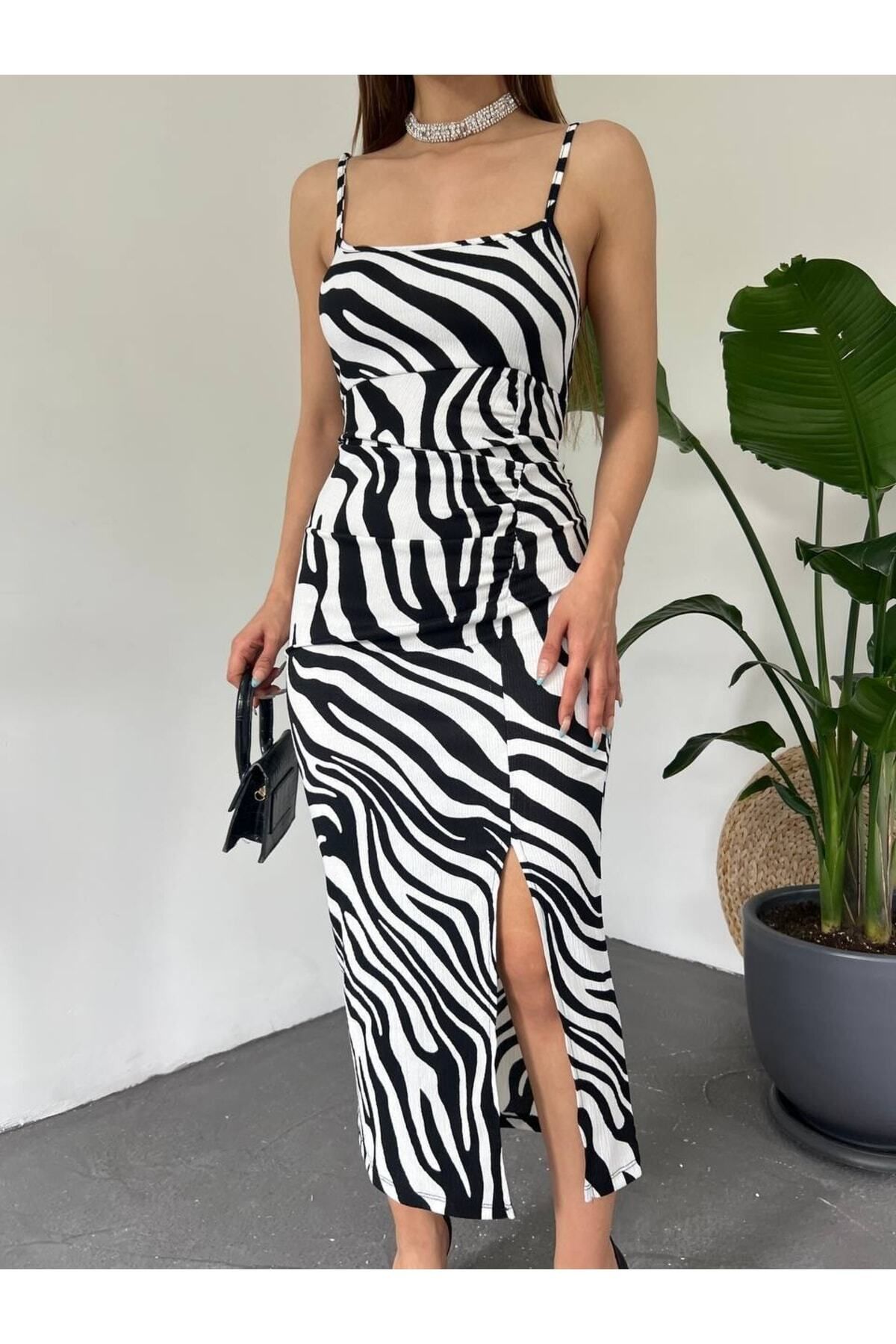 güneş butik Zebra Desenli Askılı Derin Yırtmaçlı Bürümcük Yazlık Elbise