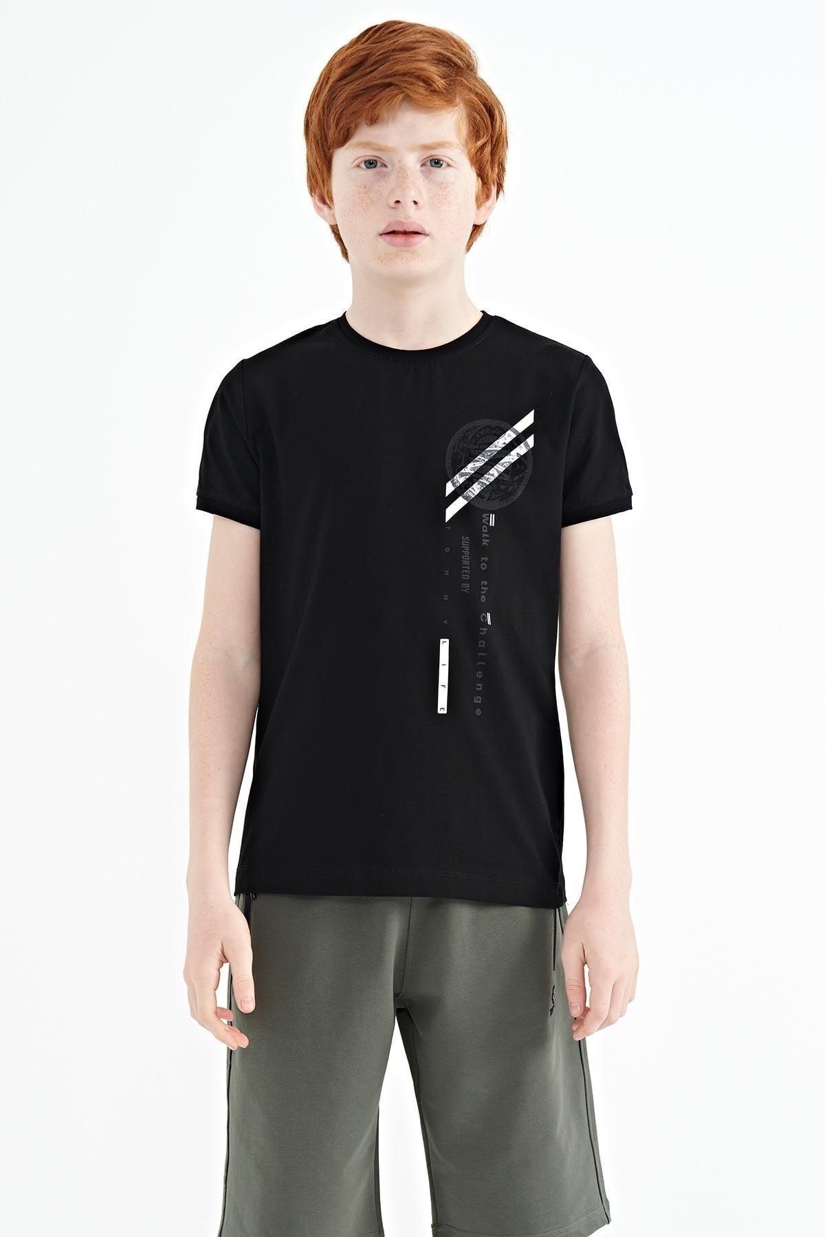 TOMMY LIFE Siyah Baskı Detaylı O Yaka Standart Kalıp Erkek Çocuk T-shirt - 11131