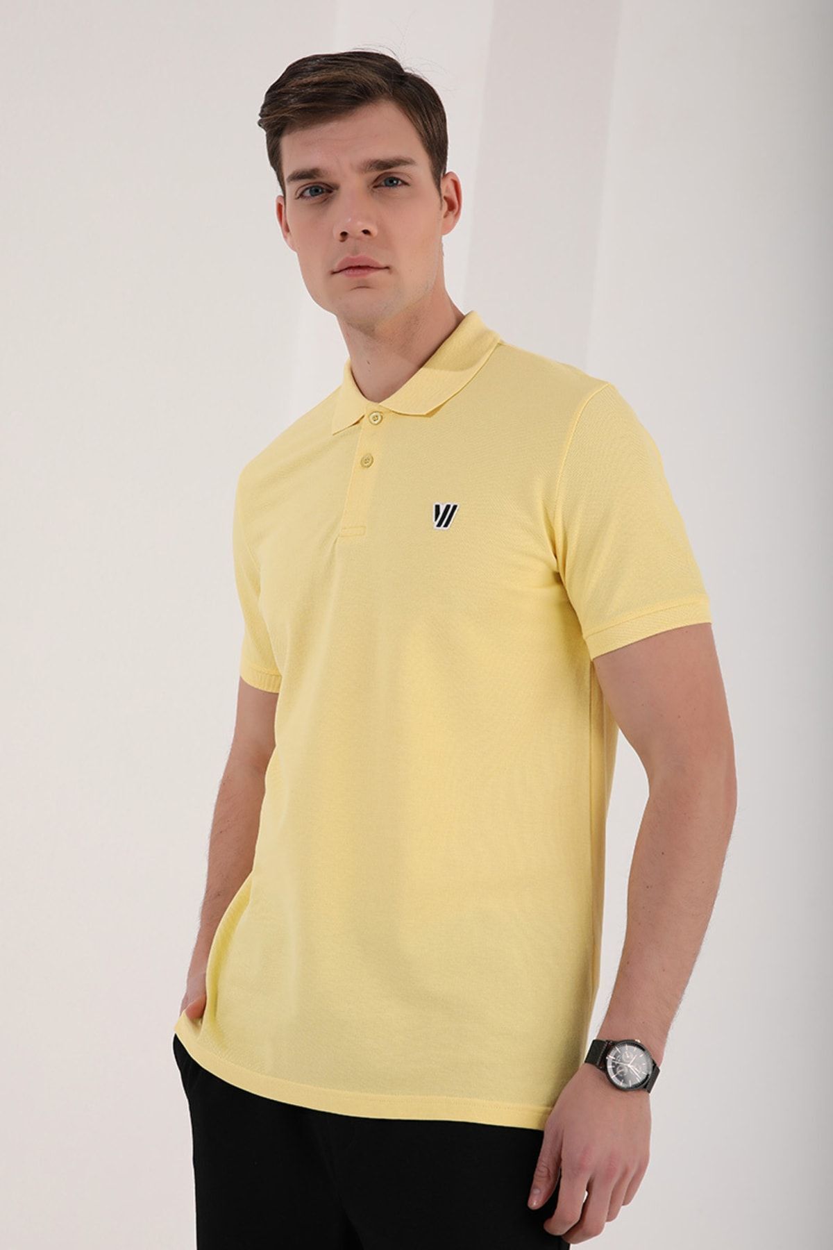 TOMMY LIFE Sarı Basic Göğüs Logolu Standart Kalıp Triko Polo Yaka Erkek T-shirt - 87768