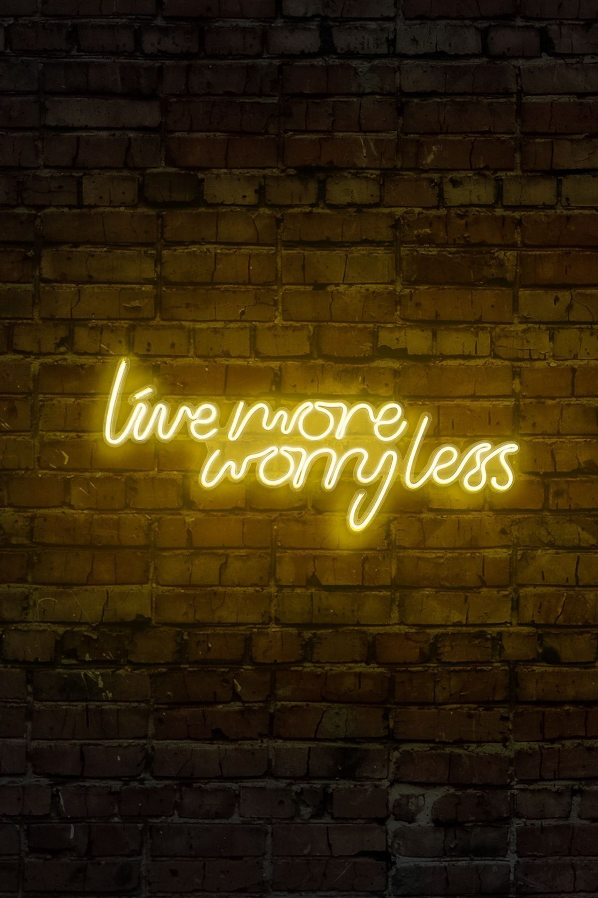 neon graph Neongraph Neon Led Duvar Yazısı Dekoratif Işıklı Gece Lambası Duvar Süsü Live More Worry Less