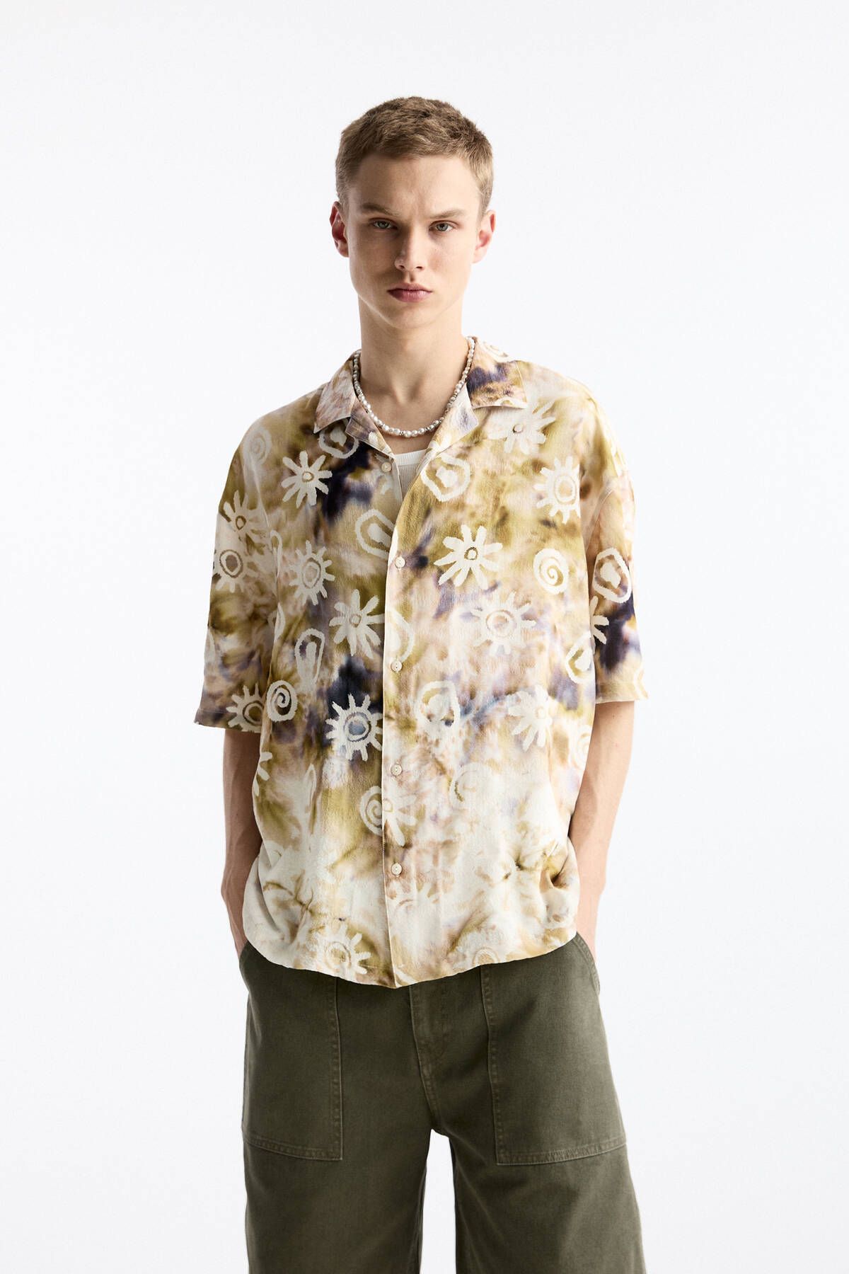 Pull & Bear Batik güneş baskılı gömlek