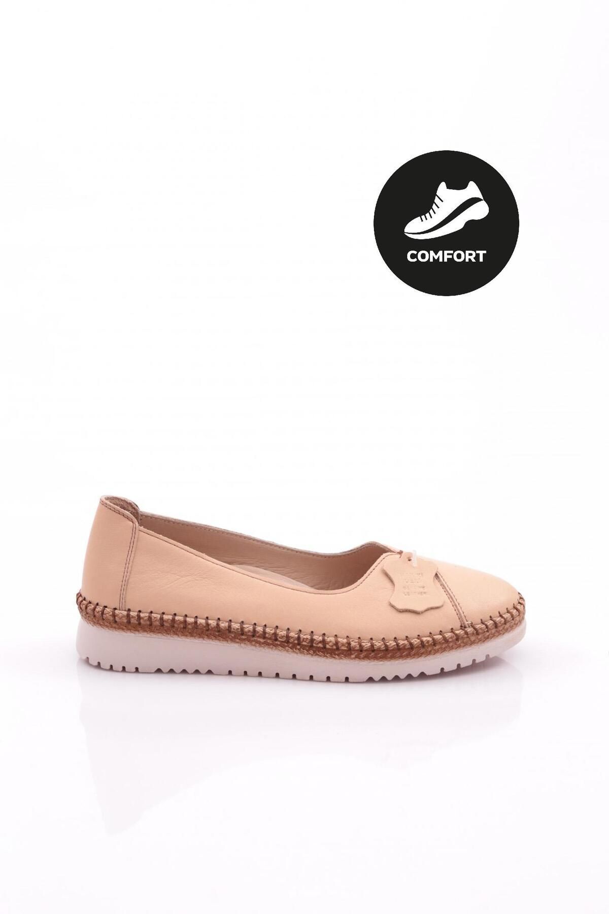 Dgn P56 Kadın Comfort Ayakkabı Bej