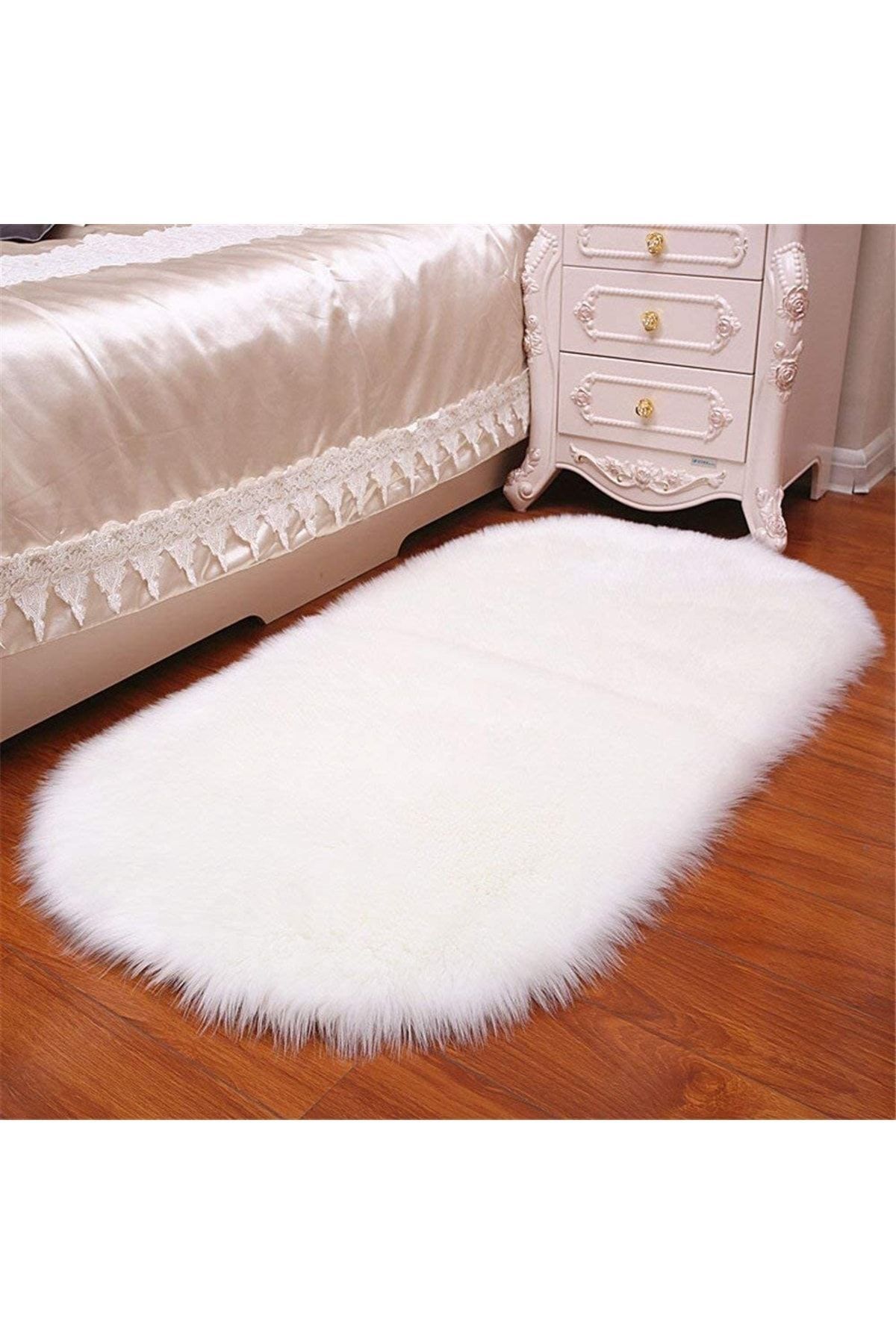 HaLıFoRuM Kuzu Post Peluş Halı Premium Kalite Uzun Yumuşak Tüylü Oval Beyaz