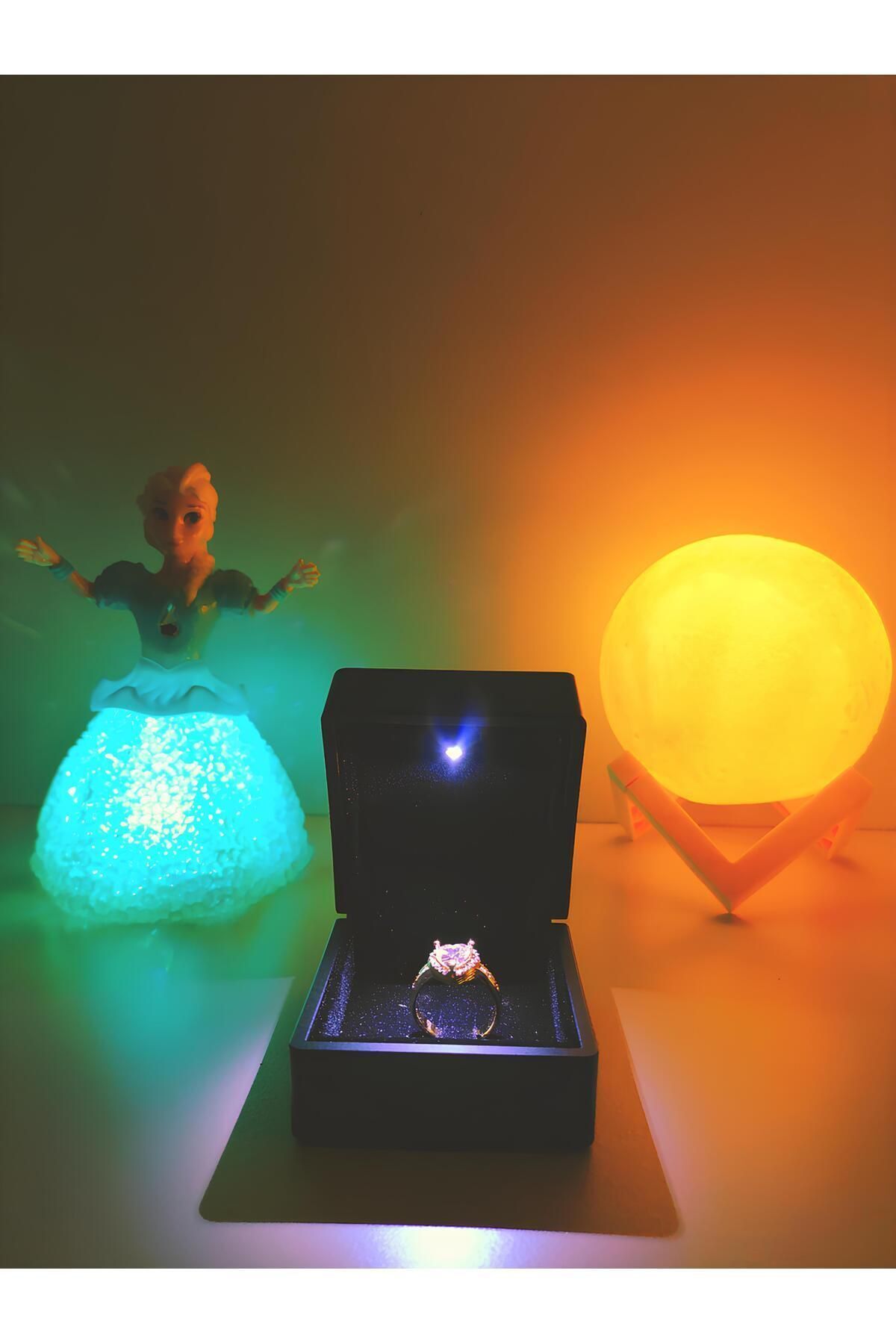 Işık kasabası Pandora 'm ışıklı yüzük kutusu kalpli yüzük, RCB LED Barbie, 3D LED Küre gece lambası hediye kutusu