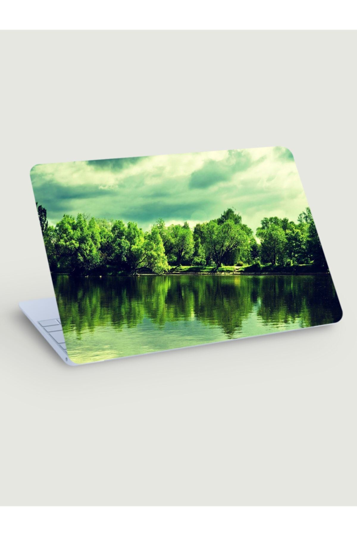 KT Decor Muhteşem Doğa Manzarası Yeşilin Uyumu Laptop Sticker