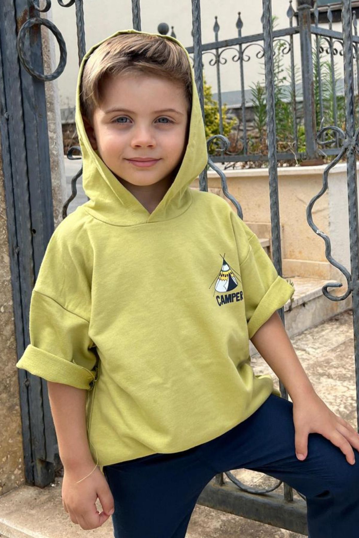 Pollito Erkek Çocuk Zeytin Yeşili Camper Ön Ve Arka Baskılı Kapüşonlu 2 Iplik Kısa Kollu Tişört