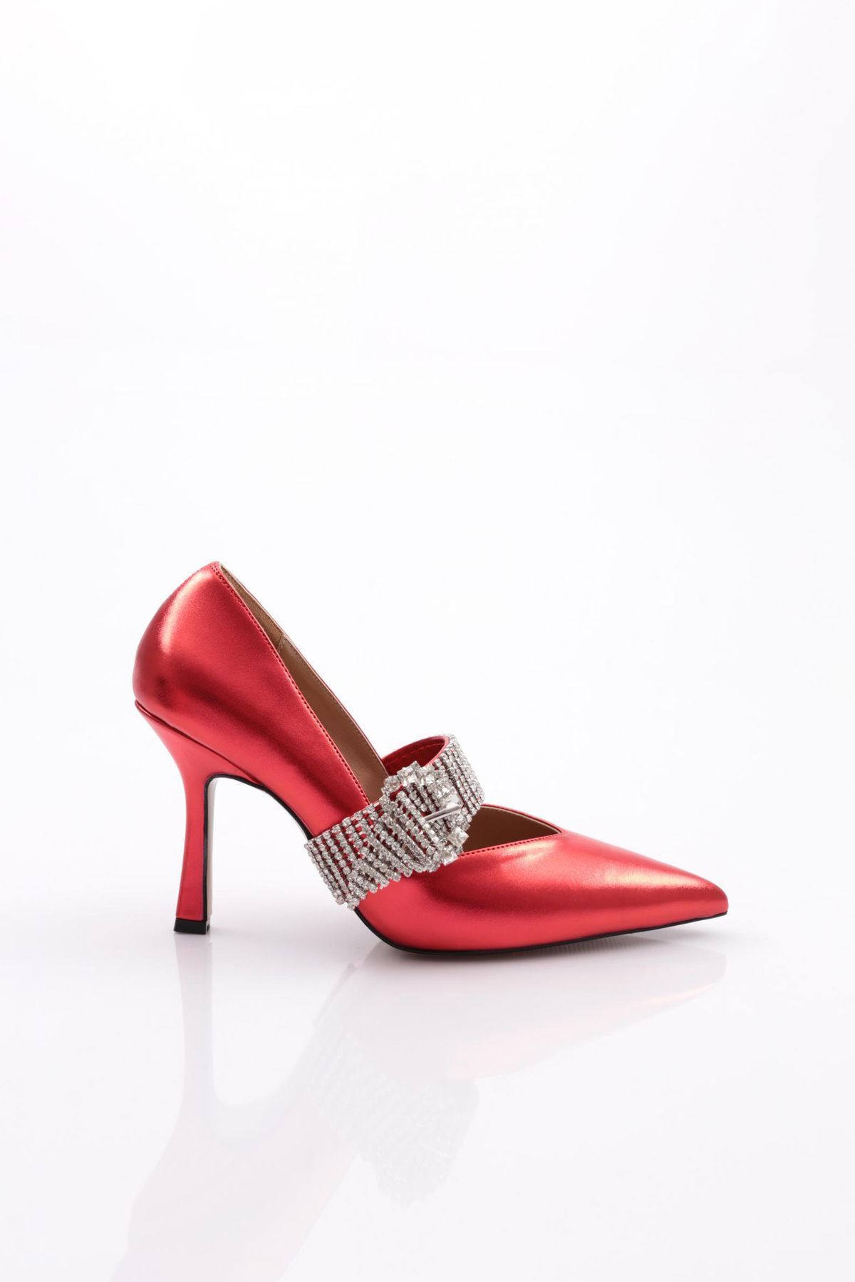 Dgn 5100 Kadın Taşlı Kemer Tokalı Abiye Topuklu Ayakkabı Kırmızı Metalik