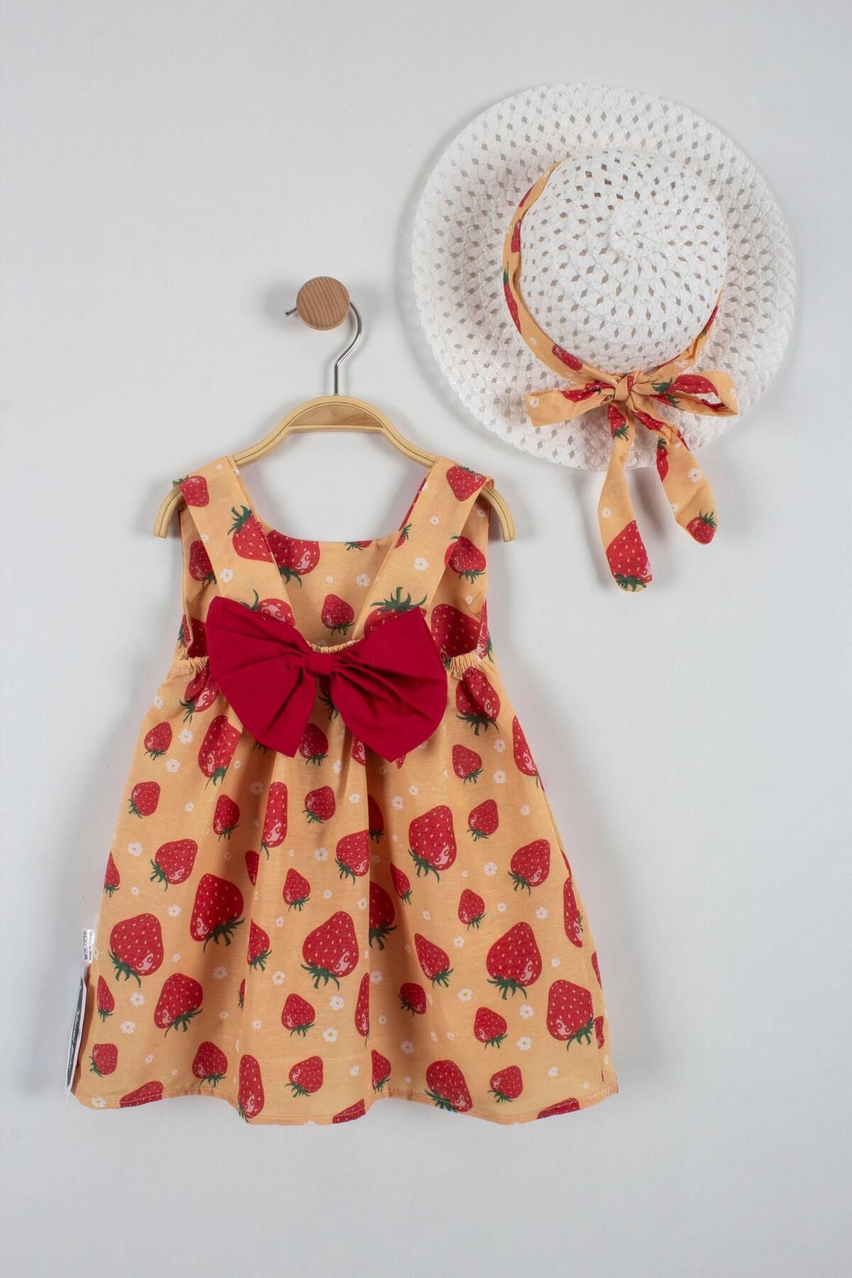 Murat Baby Çilek Baskılı Şapkalı Kız Bebek Elbise