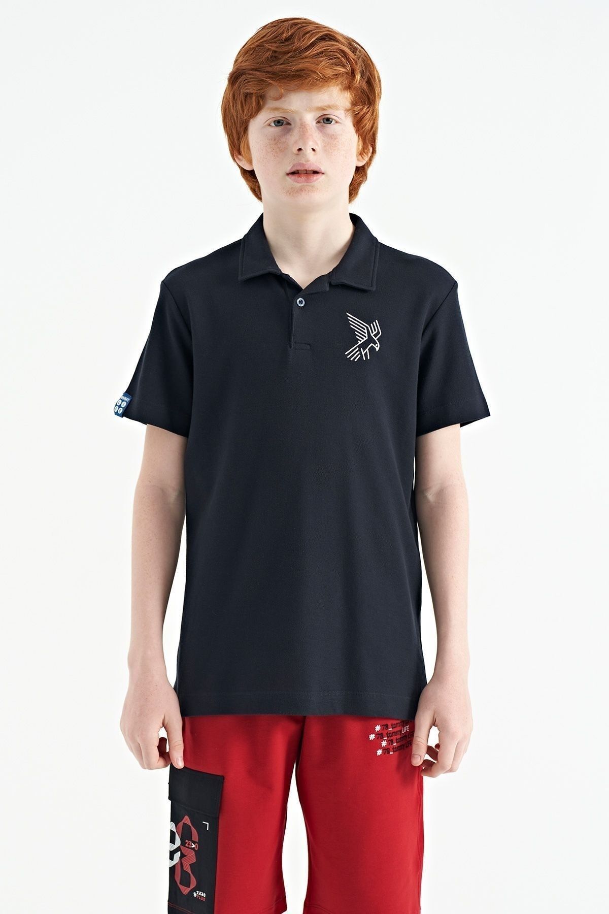 TOMMY LIFE Lacivert Minimal Nakış Detaylı Standart Kalıp Polo Yaka Erkek Çocuk T-shirt - 11084
