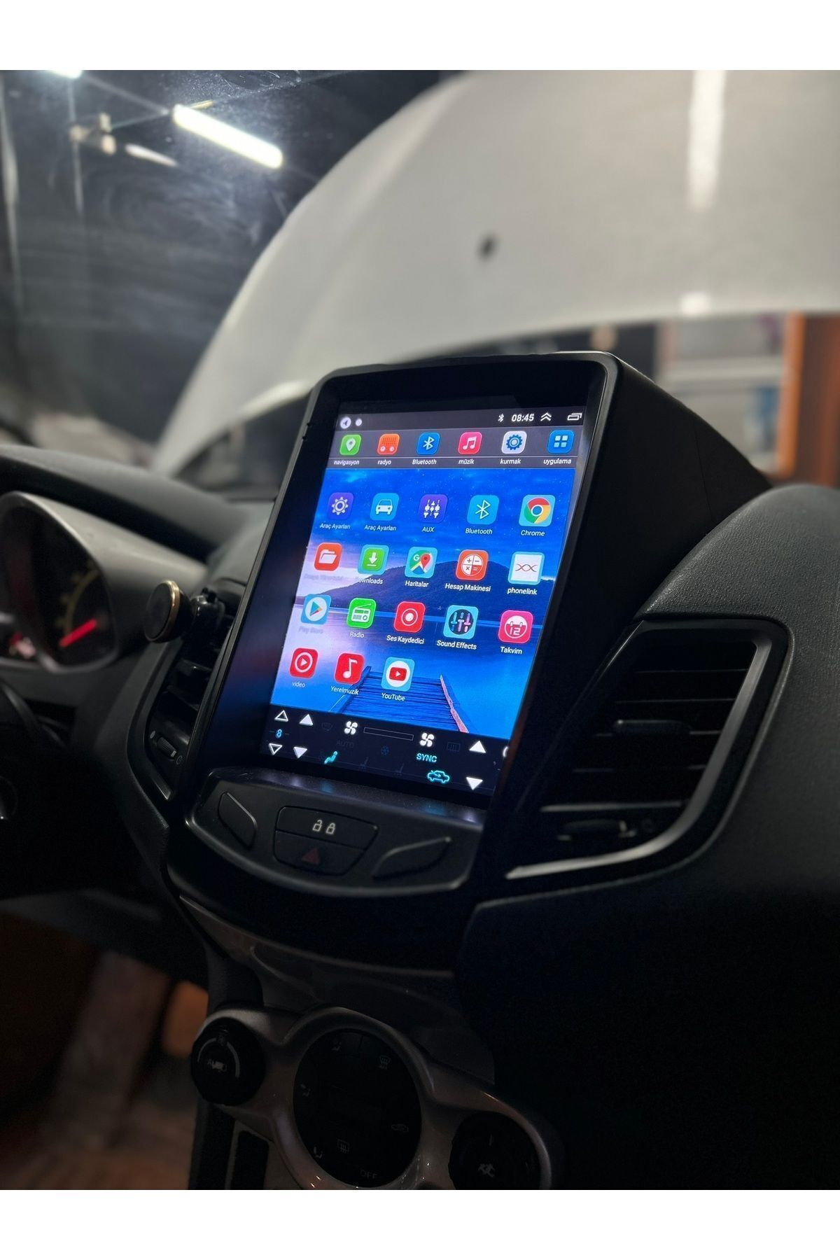 Custom Pluss Ford Fiesta Tesla Çerçeveli Android 12 Multimedya Carplay 2gb Ram 32gb Hdd Navigasyon Ekran