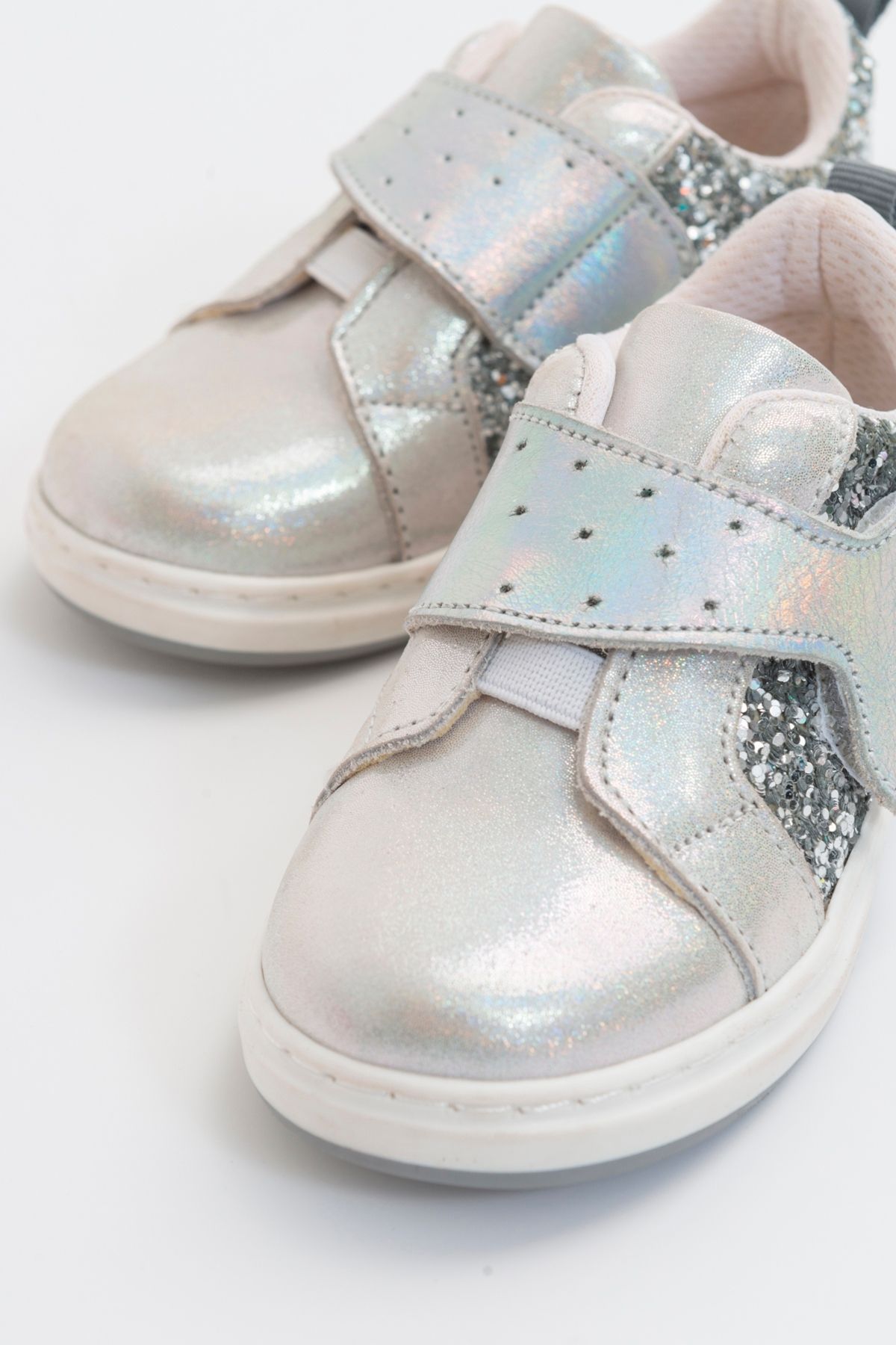 mnpc Kız Çocuk Gümüş Deri Ortopedik Destekli Çocuk Ayakkabı