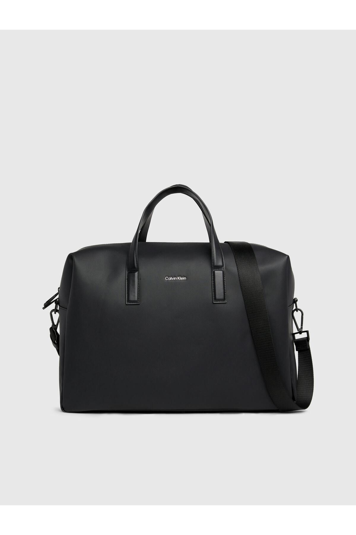 Calvin Klein Erkek Büyük Bölmeli El Omuz Kullanım Logolu Siyah Valiz & Bavul K50K511218-BEH