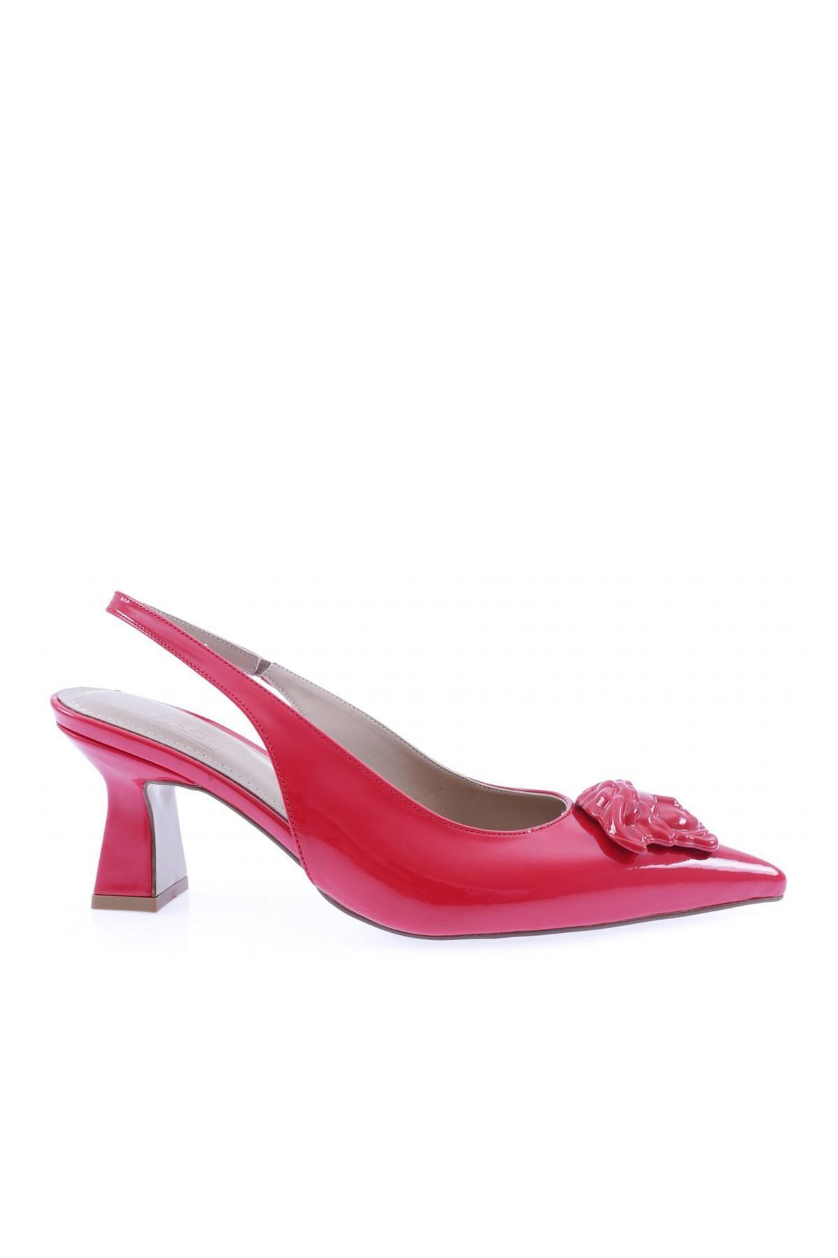 Dgn 2201-22y Kadın Sivri Burun Aksesuarlı Topuklu Ayakkabı Kırmızı