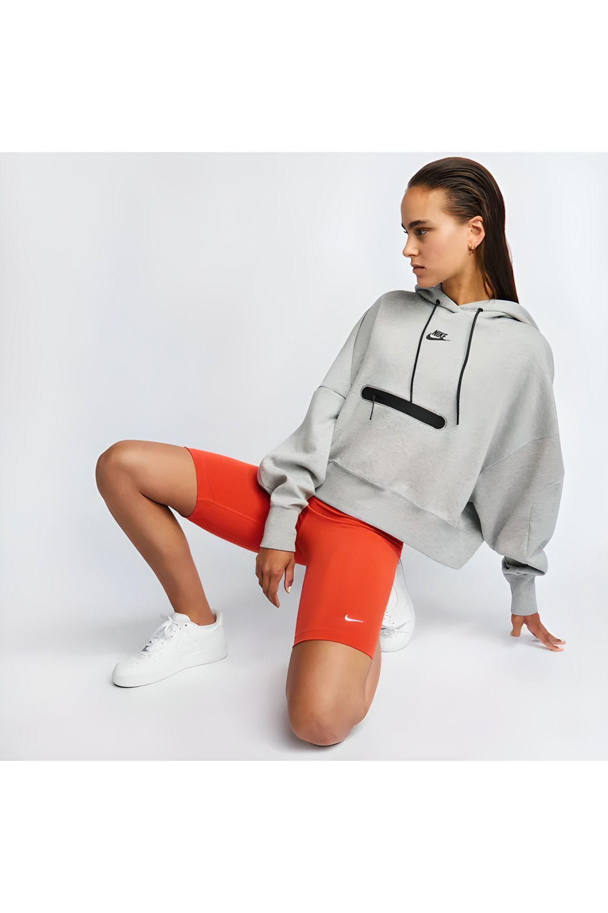 Nike Sportswear Tech Fleece Kadın Kapüşonlu Gri Hoodie