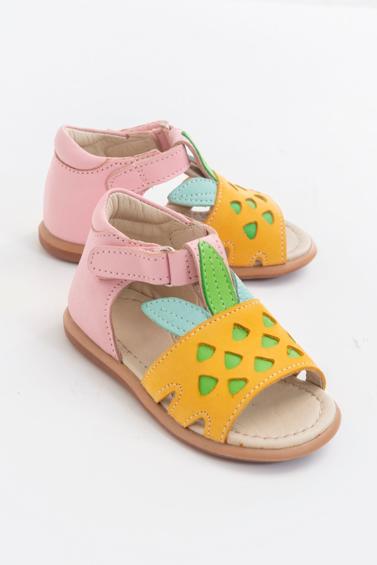 mnpc Kız Çocuk Sarı Deri Ortopedik Destekli Sandalet