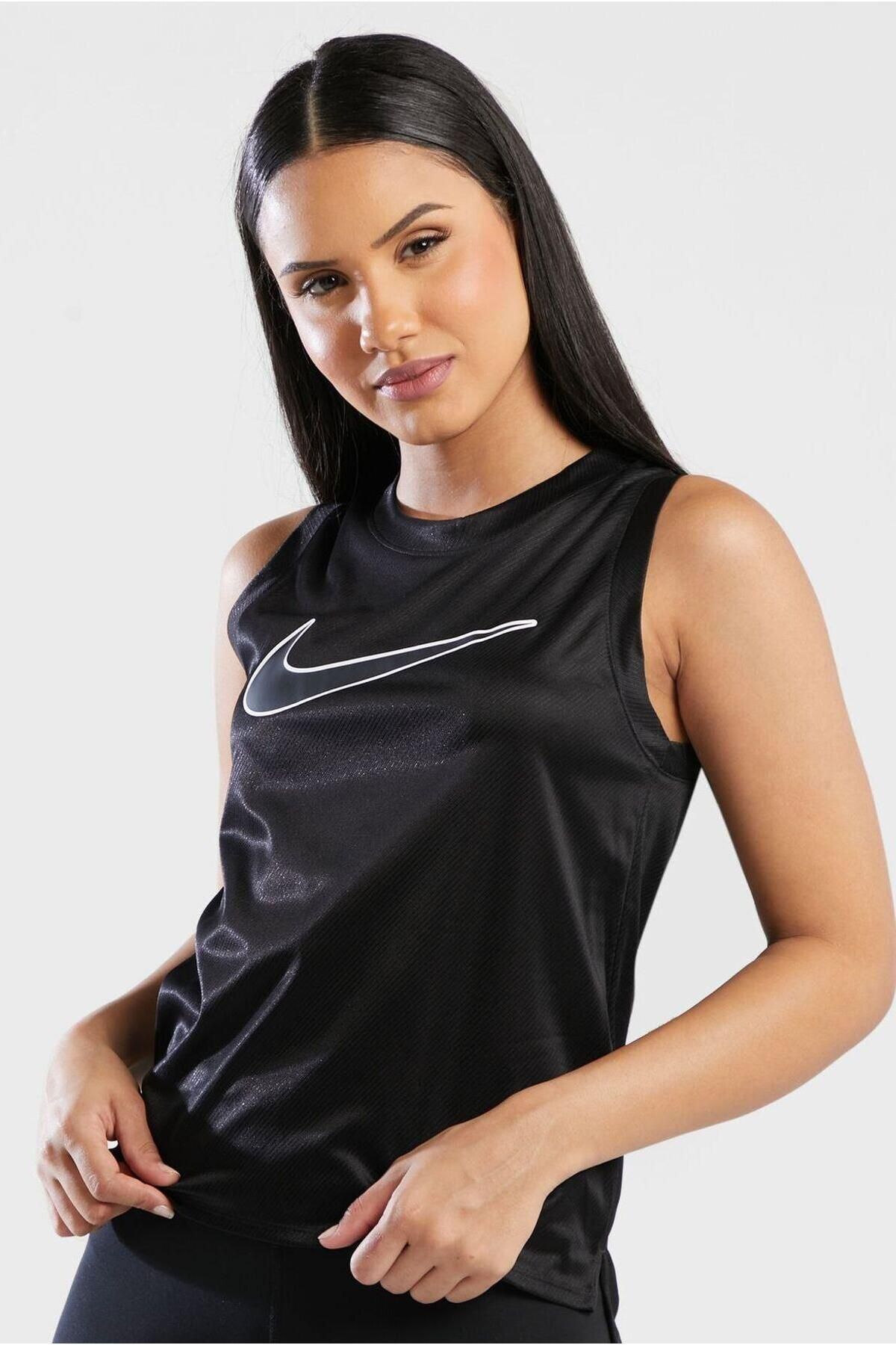 Nike Dri-FIT Swoosh Kadın Siyah Atlet