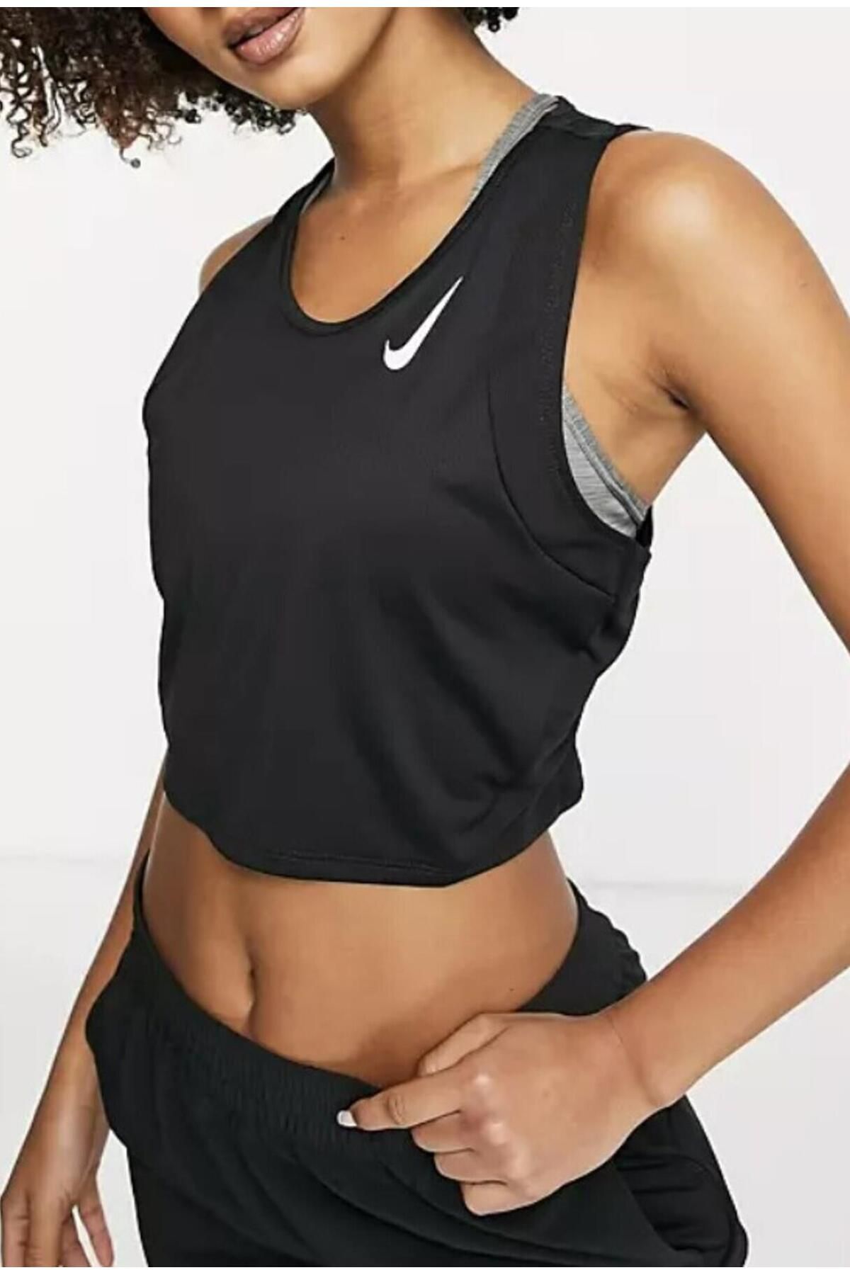 Nike Dri-FIT Race Kısaltılmış Kadın Siyah Atlet