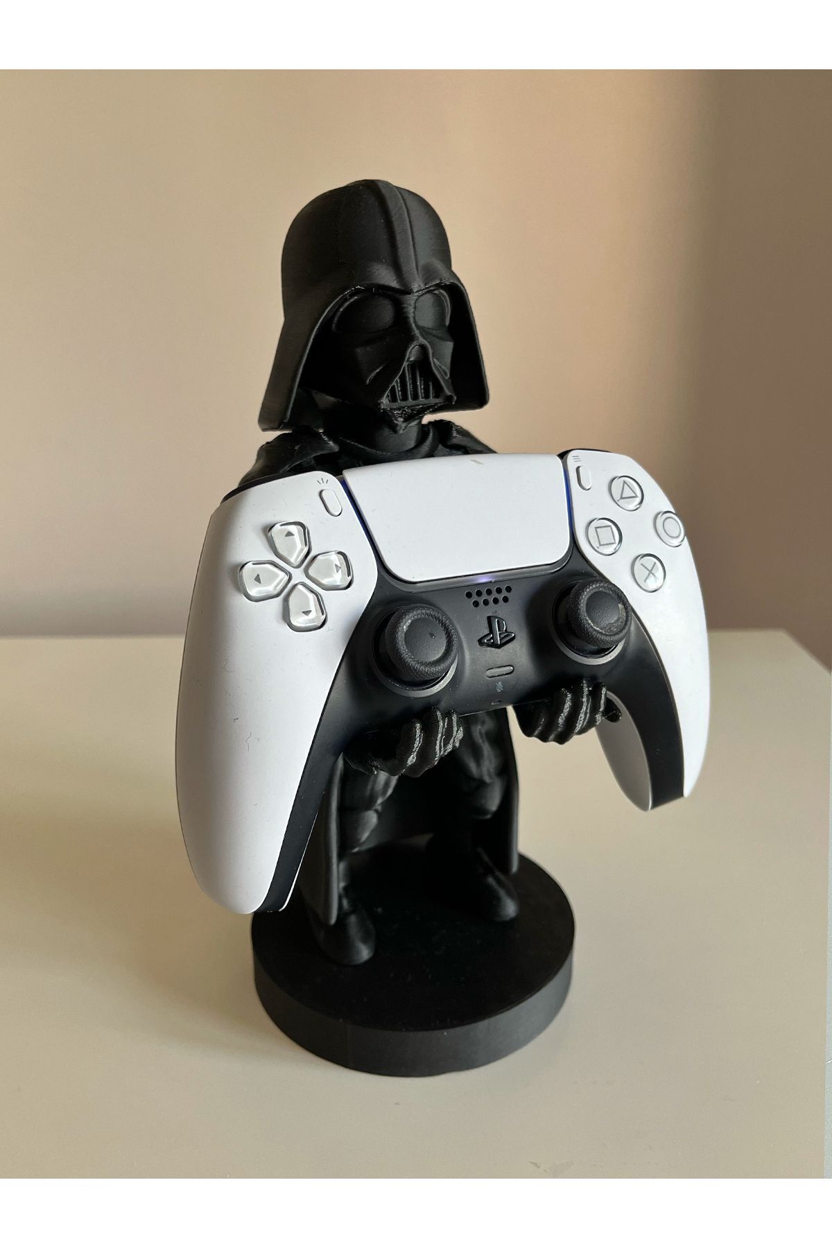 Nerva Design 3D Star Wars Darth Vader Kol Tutucu, Joystick Kumanda Standı, Xbox / PS4 / PS5 Uyumlu