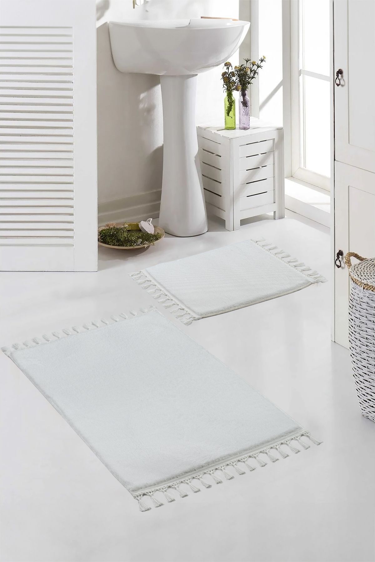Valery Home Vl Yıkanabilir Premium Ponpon Saçaklı Kaymaz Taban Post Peluş Banyo Paspası 2'li Takım Beyaz