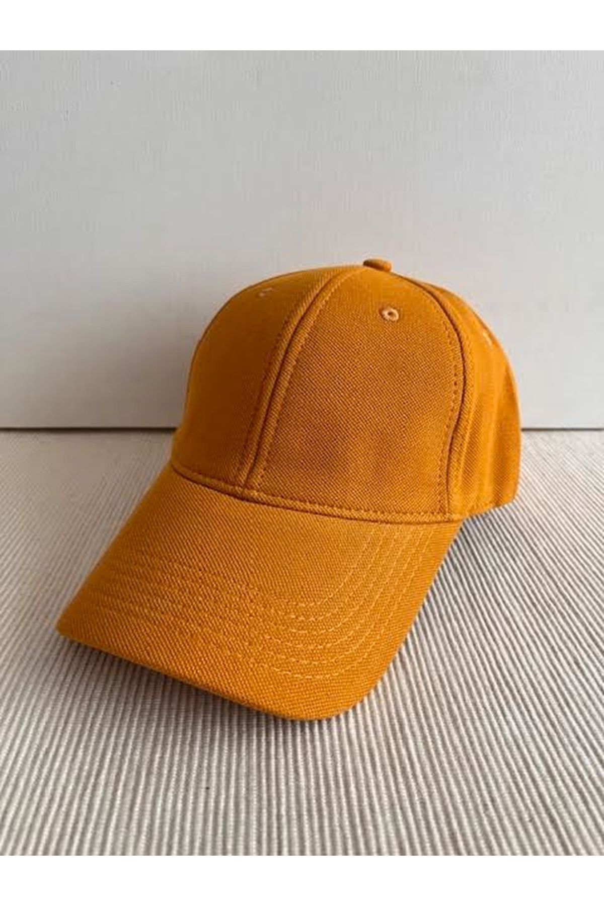 CosmoOutlet Düz Renk Pike Polo Kumaş Arkasından Ayarlanabilir Unisex Hardal Renk Şapka