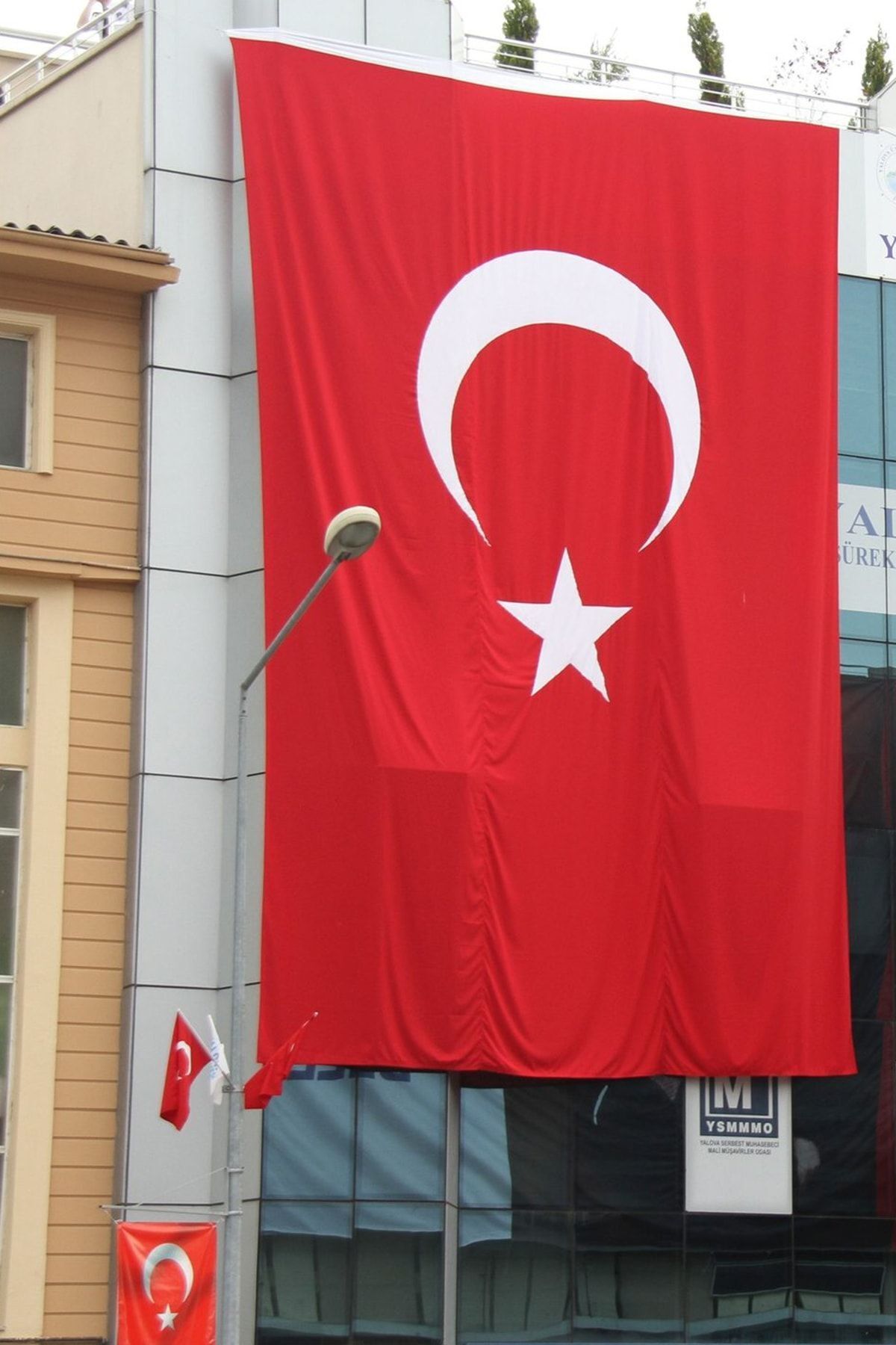 bayrakal  Türk Bayrağı Alpaka Kumaş 3x4,5m.