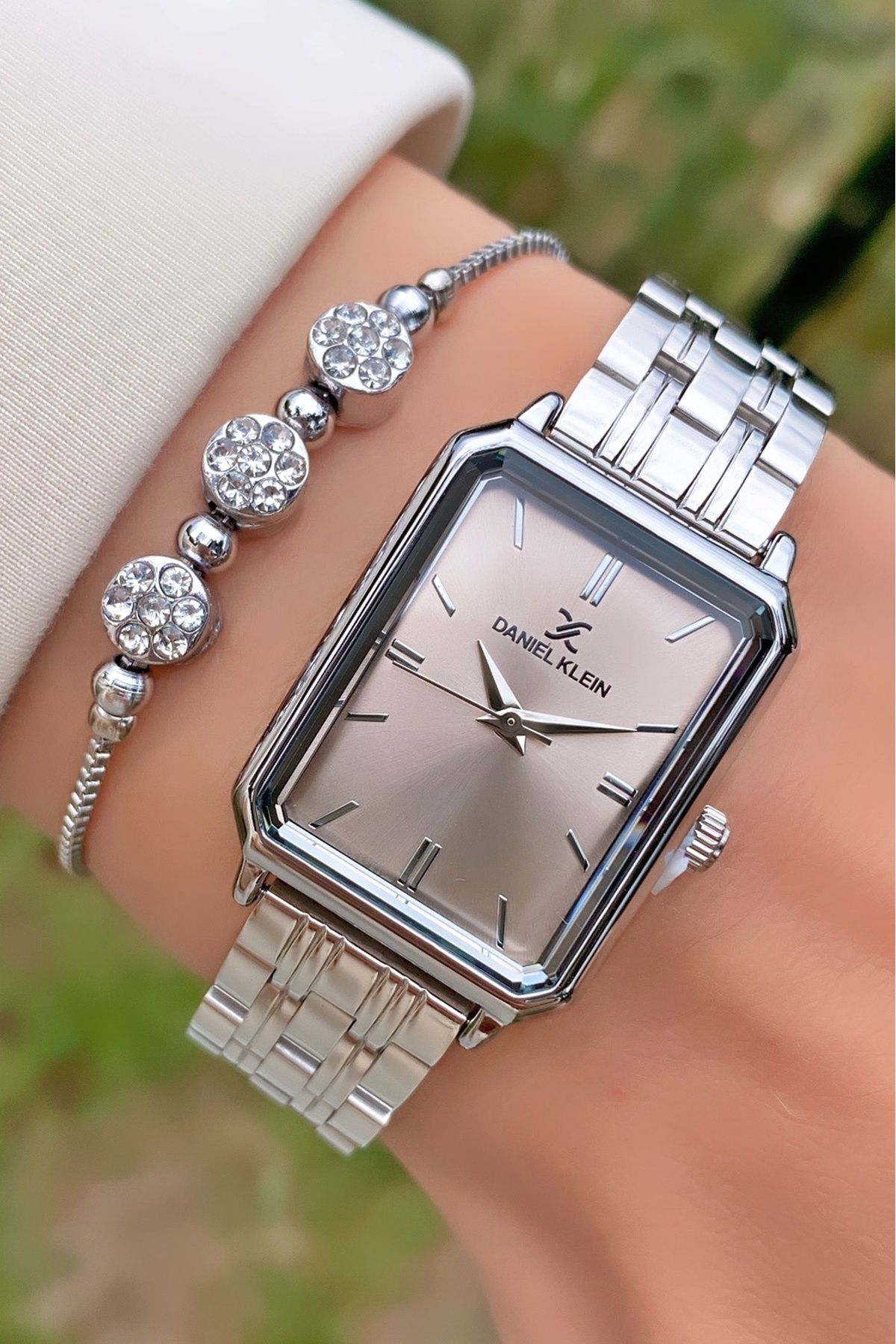 Daniel Klein Marka Gümüş Renk 2 Yıl Garantili Kadın Kol Saati - Bileklik Hediyeli