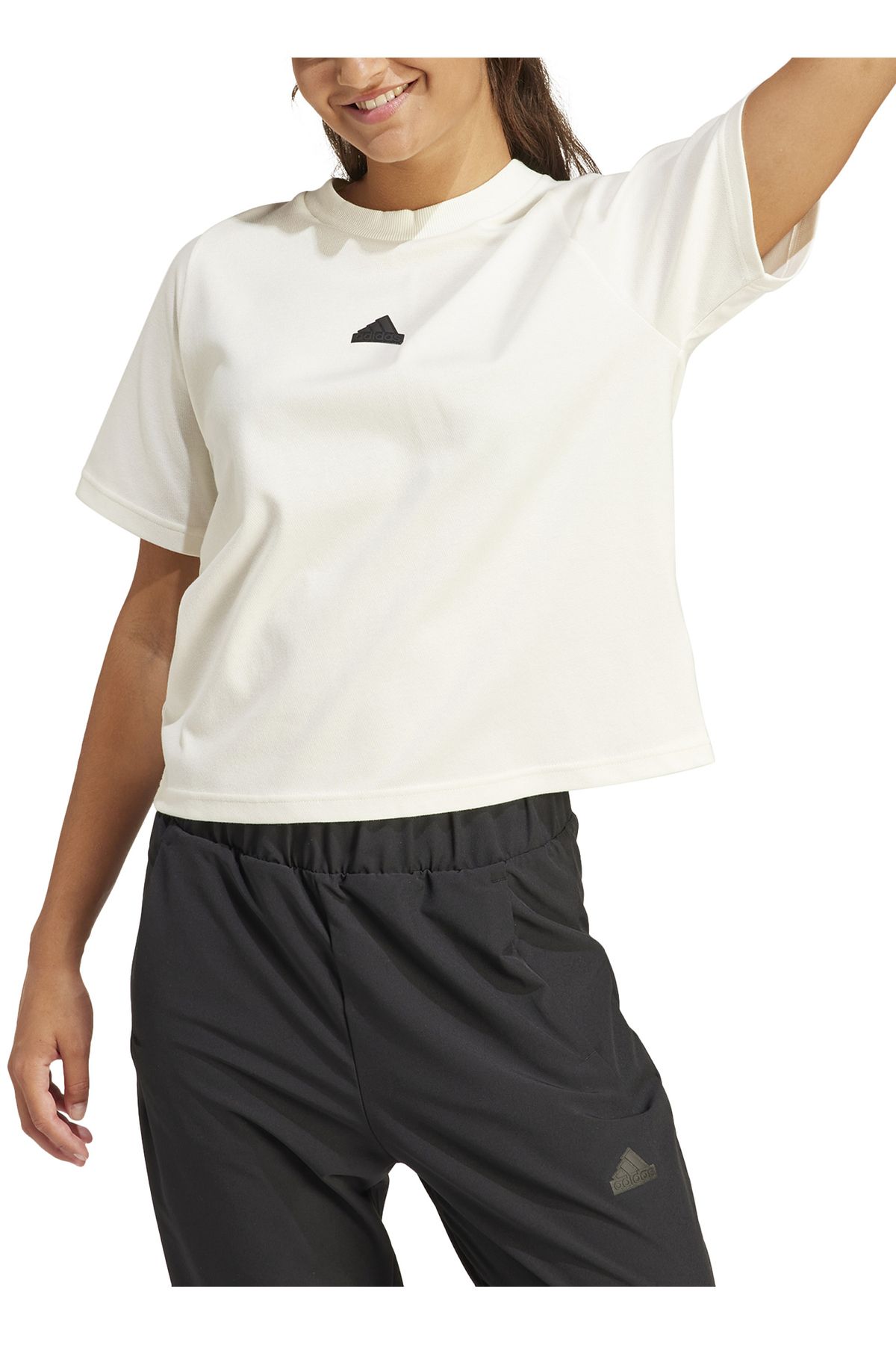 adidas Beyaz Kadın Yuvarlak Yaka Normal Kalıp T-Shirt IS3920 W