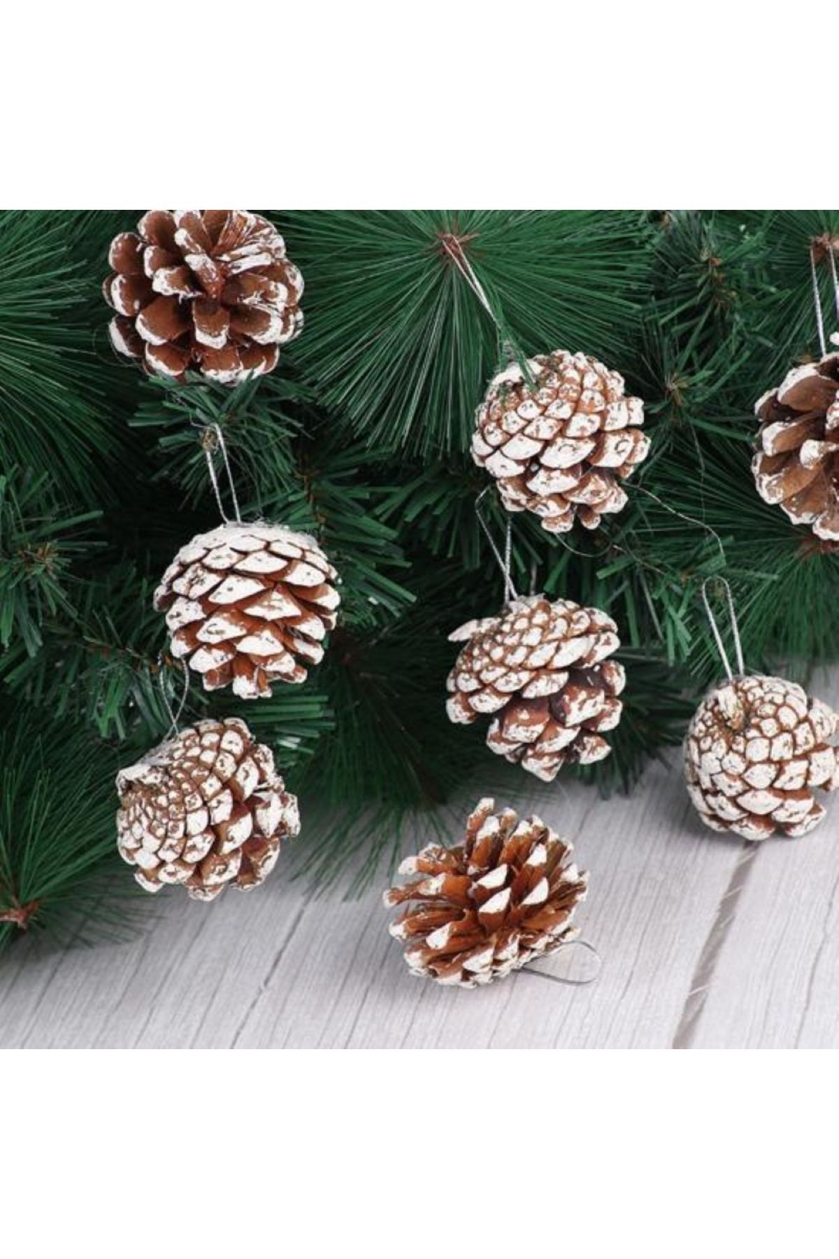 NARGO Çam Kozalak Süs Karlı 4 cm
