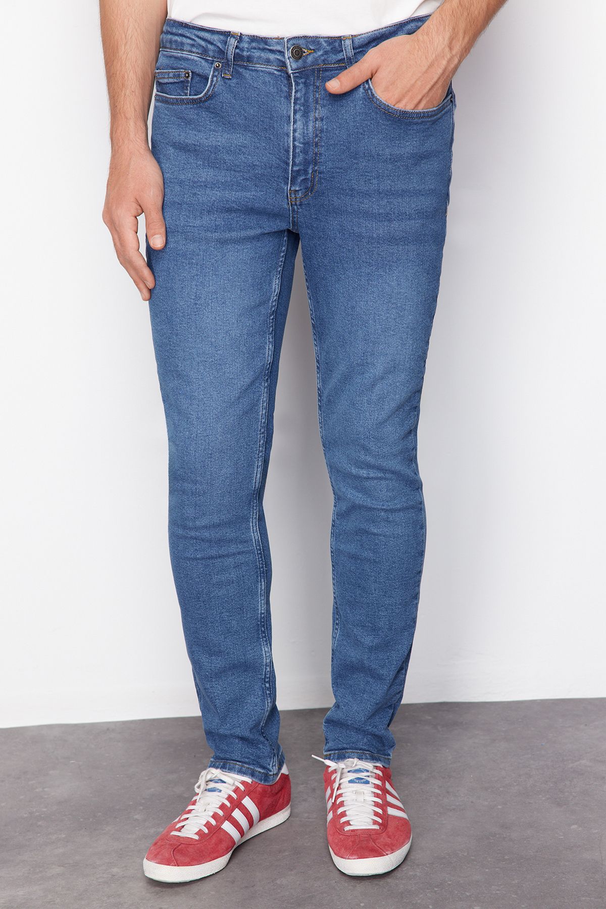 TRENDYOL MAN Mavi Süper Skinny Jeans Kot Pantolon TMNSS24JE00025