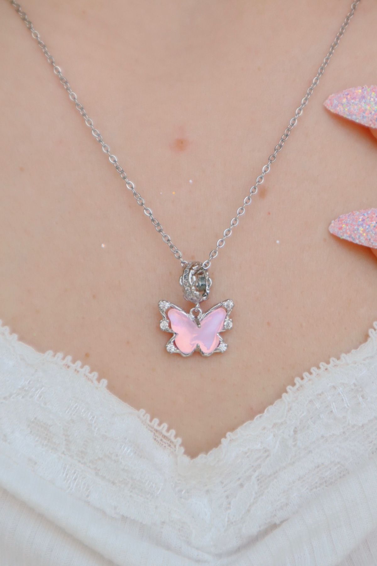 Ef Butik Gümüş Renk Zincirli Pink Butterfly Kolye