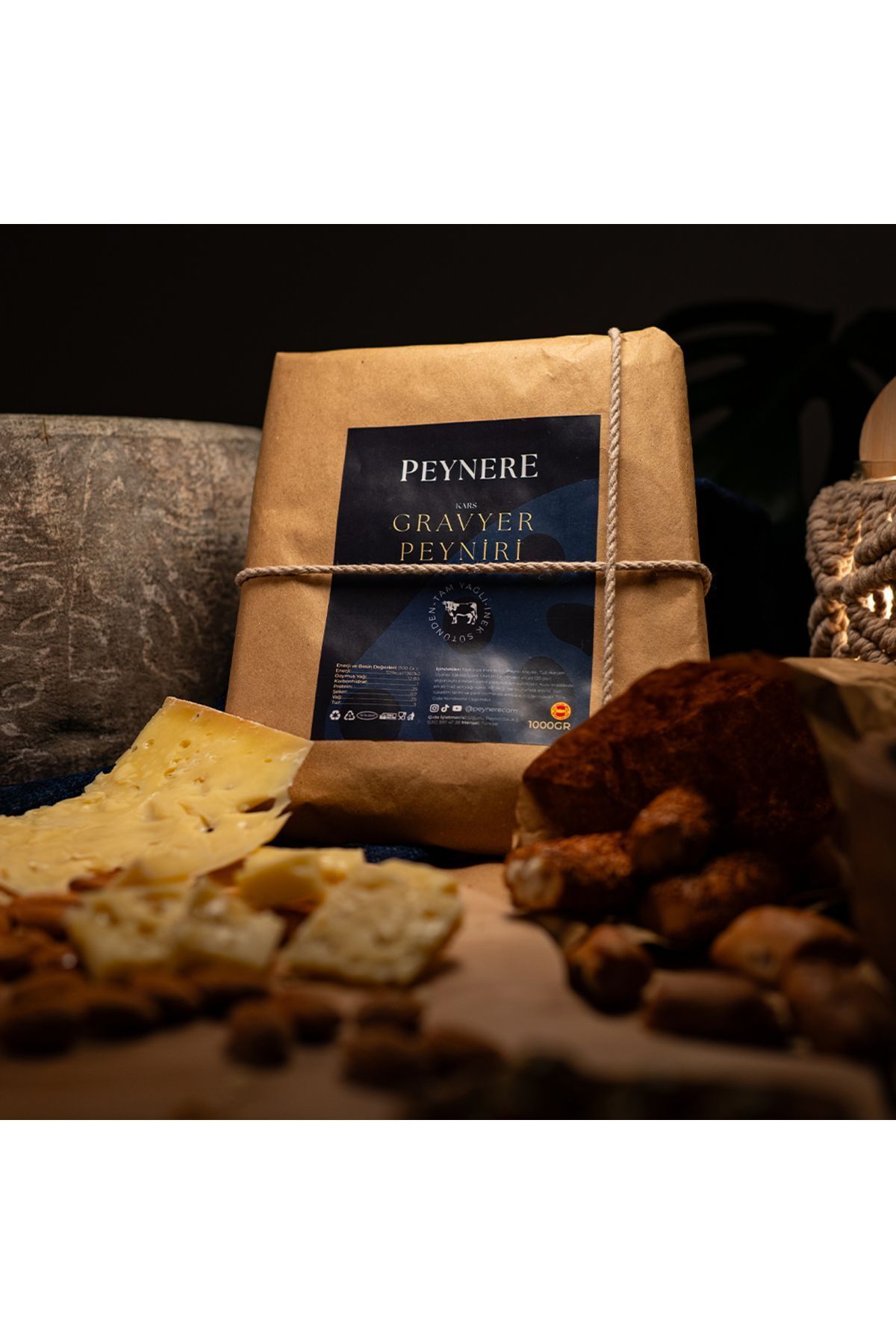 Şarküteri Peynere Kars Özel Gravyer Peyniri