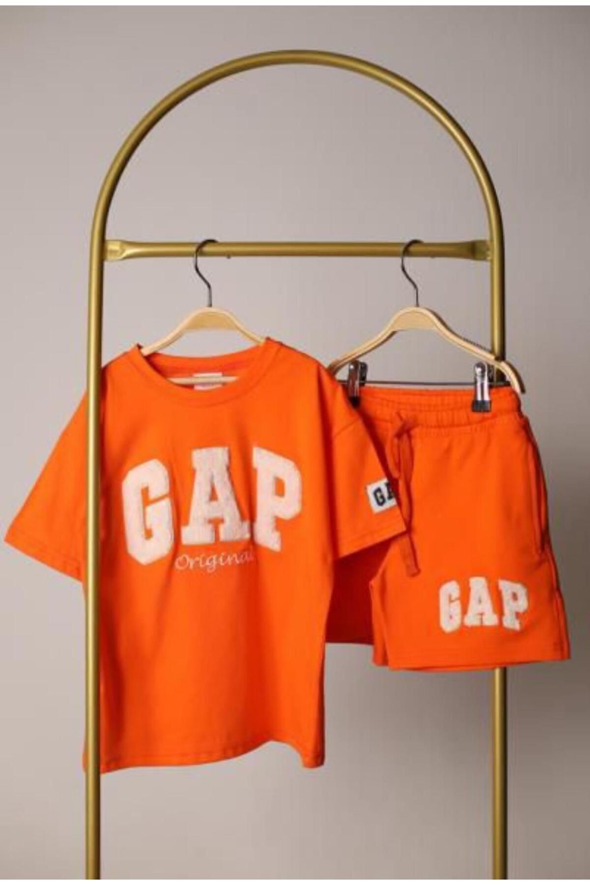 GAP Punch İşlemeli Erkek Çocuk Şortlu Gap Takım / Turuncu