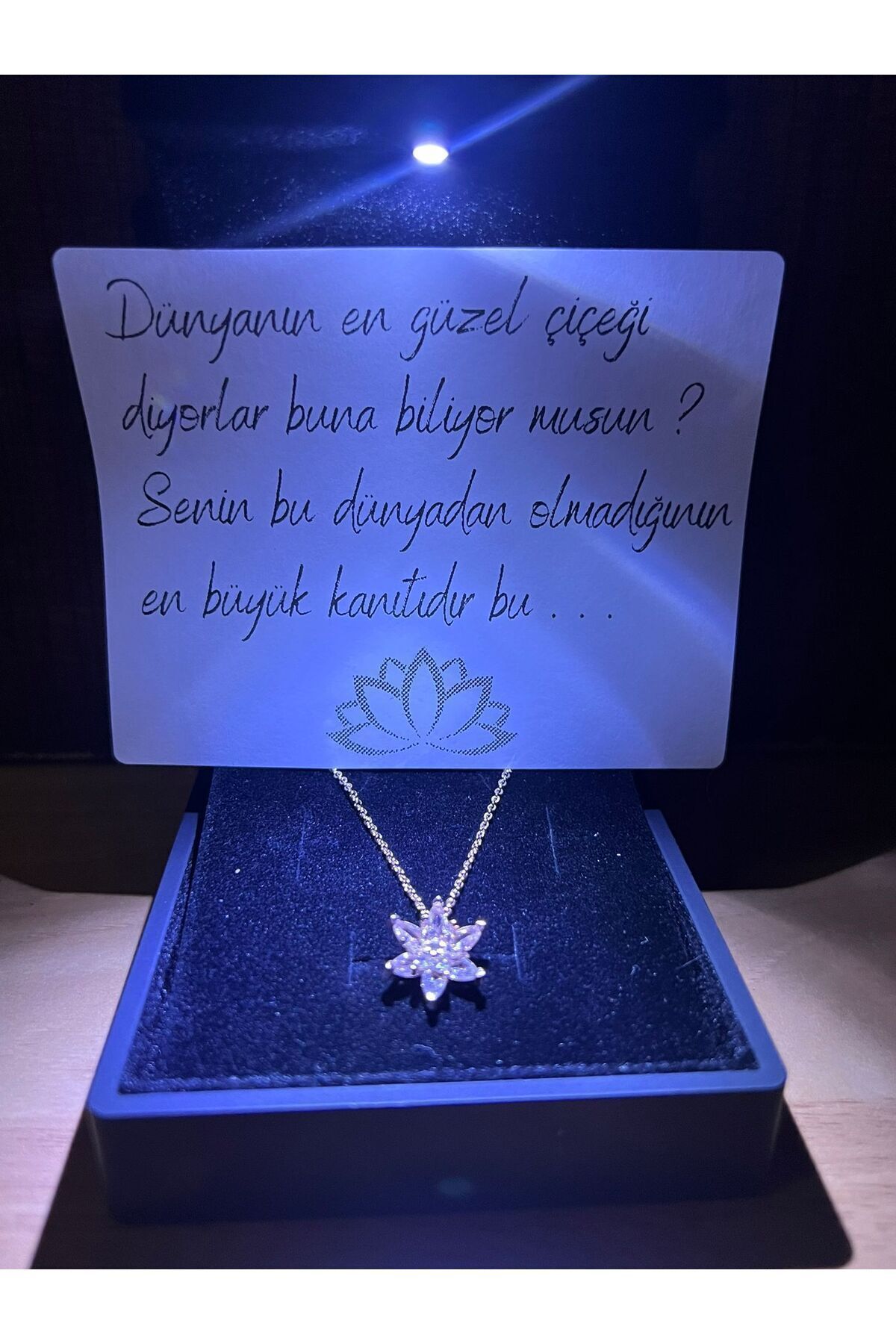 anadolusilver Lotus Çiçeği Gümüş Kolye- 925 Ayar Gümüş Kolye