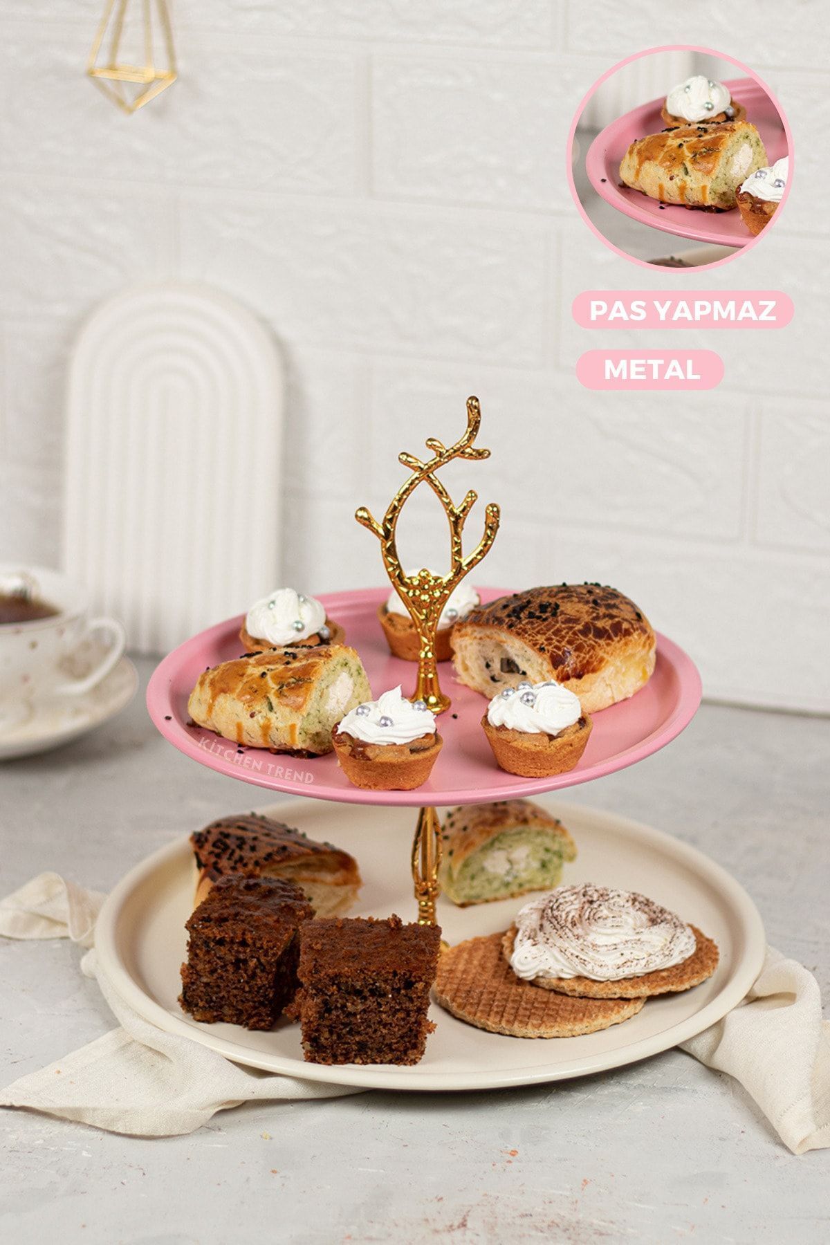 kitchen trend Metal 2 Katlı Gold Yaprak Figürlü Pembe Kek Pasta Sunumluk Standı
