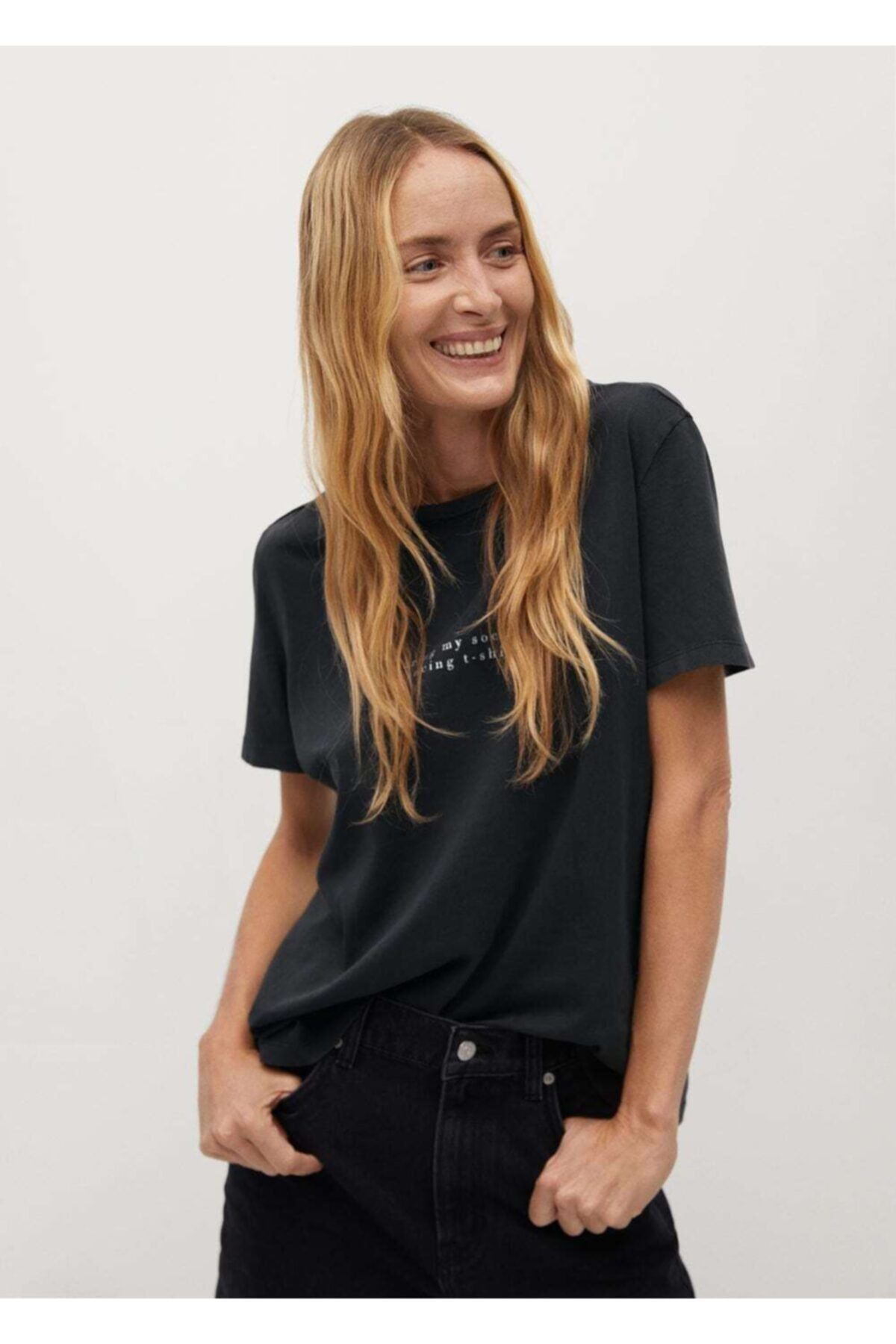 MANGO Kadın Siyah Yazılı Organik Pamuklu T-Shirt