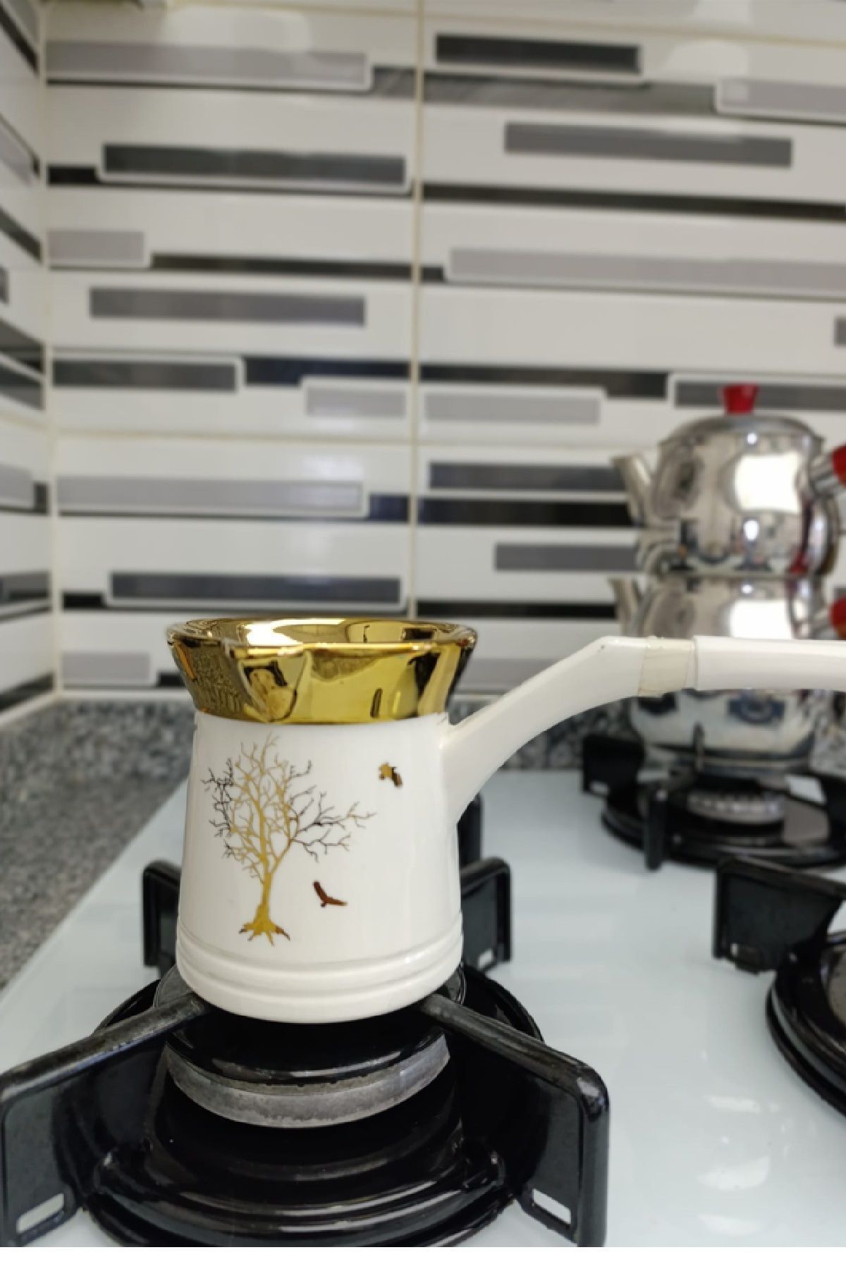 Umut Dükkanı Yaşam Ağacı Desenli Silikon Saplı Altın Yaldızlı Ateşe Dayanıklı Porselen Cezve Süt Potu
