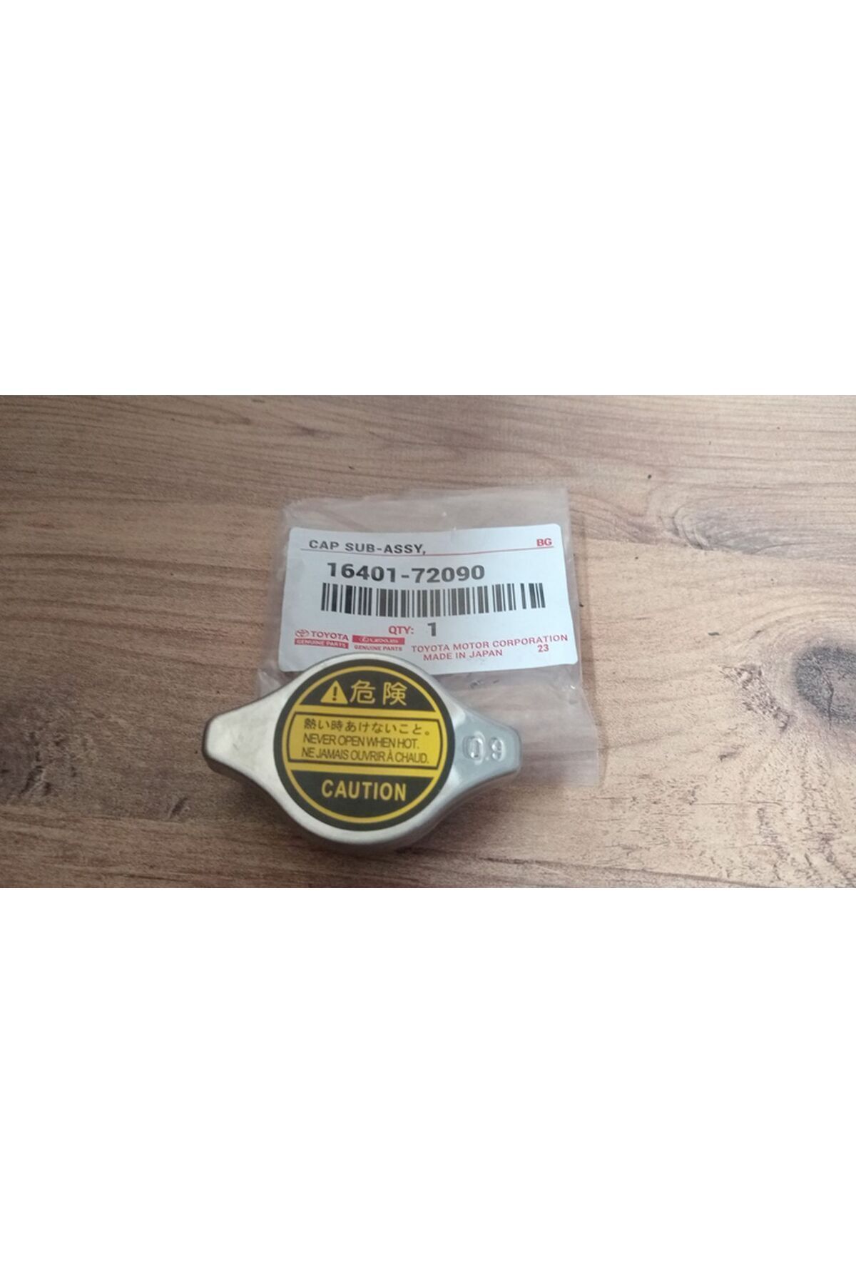 Orjinal 16401-72090/RADYATOR KAPAĞI  DÜSÜK TİP COROLLA 1.6 87-98