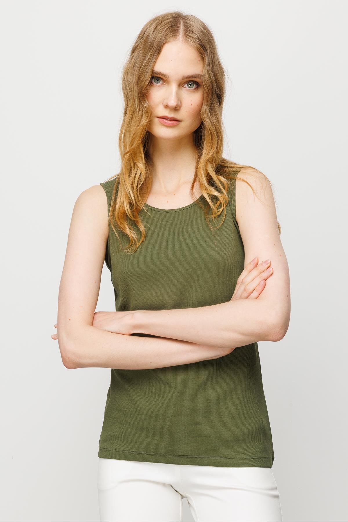 Desen Triko Kadın Sıfır Yaka Kaşkorse Pamuklu Askılı T-shirt Haki