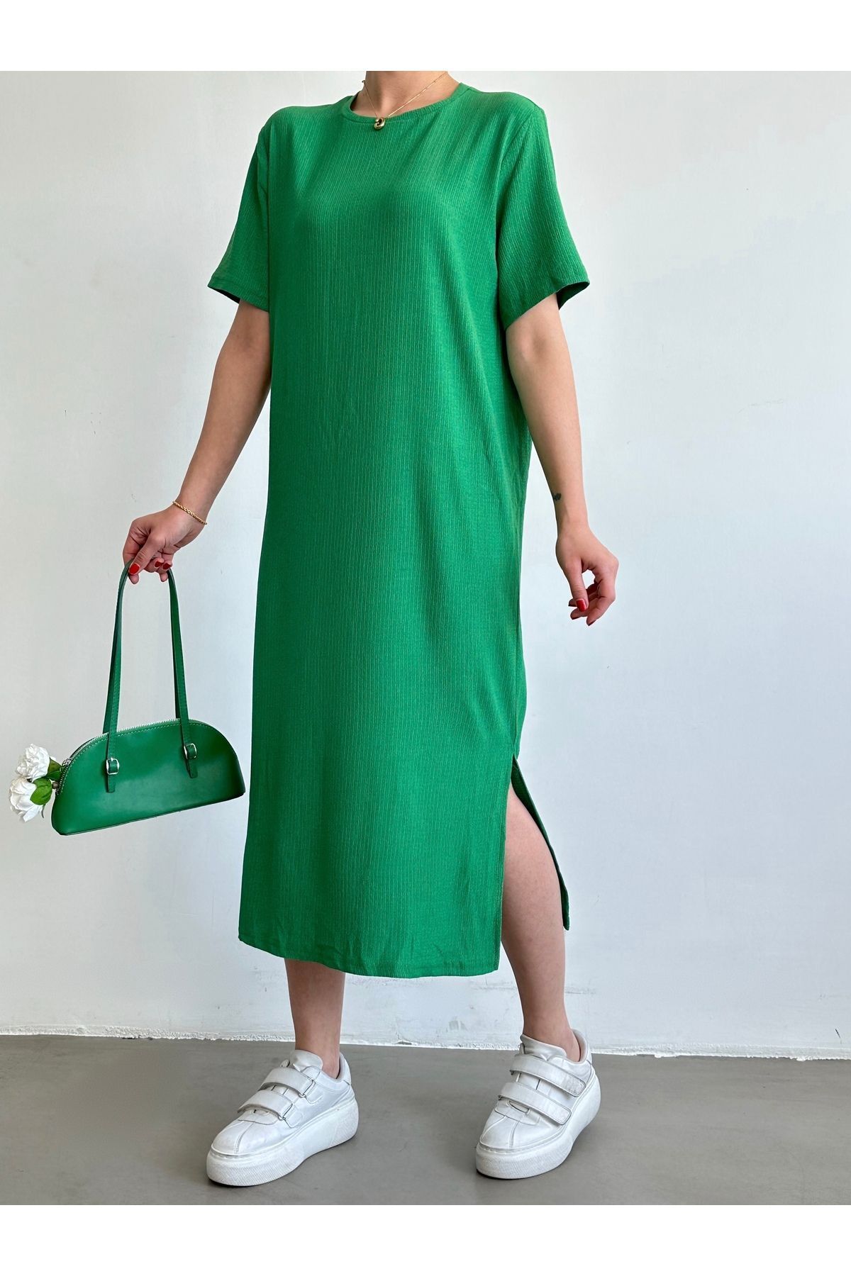 BEJNA Kadın Yeşil Bol Uzun Günlük Yazlık Örme Elbise