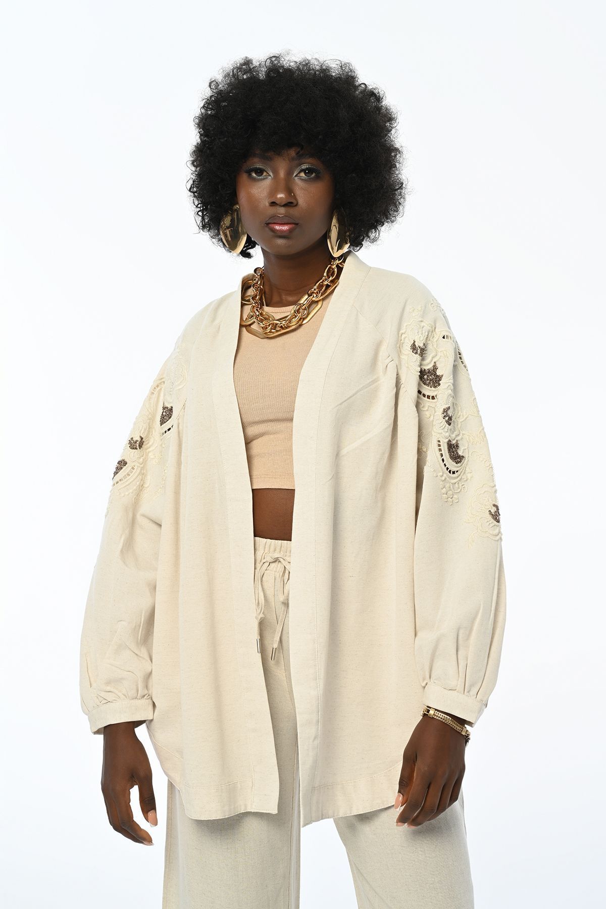 Orfeo Negro Kadın Arkası ve Kolu Nakış İşlemeli Oversıze Kimono Ceket