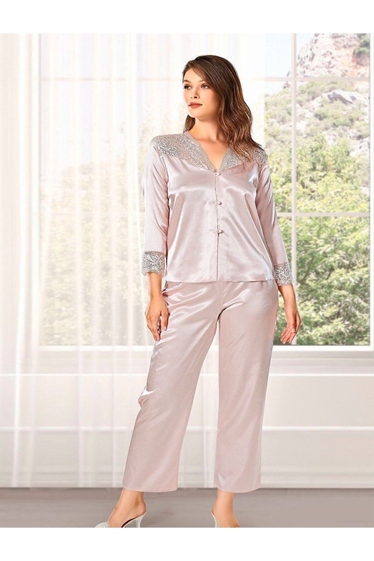 Mod Collection 7ZTA7GRP7.4.021 Kadın Saten Çeyiz Seti 6 Parça Dantelli Sabahlık Gecelik Pijama Şortlu Takım